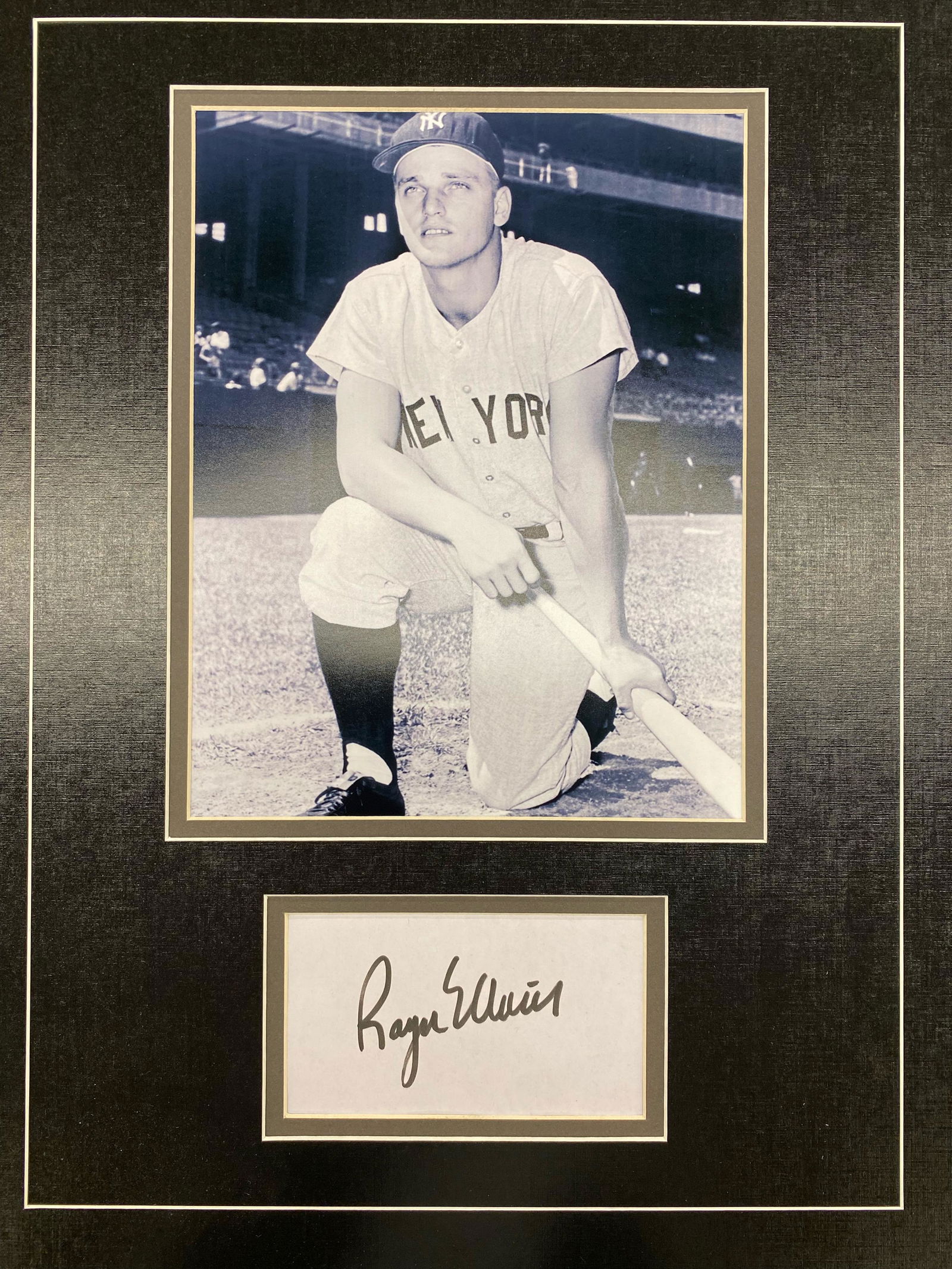 Roger Maris Autographed Display (1 of 1)