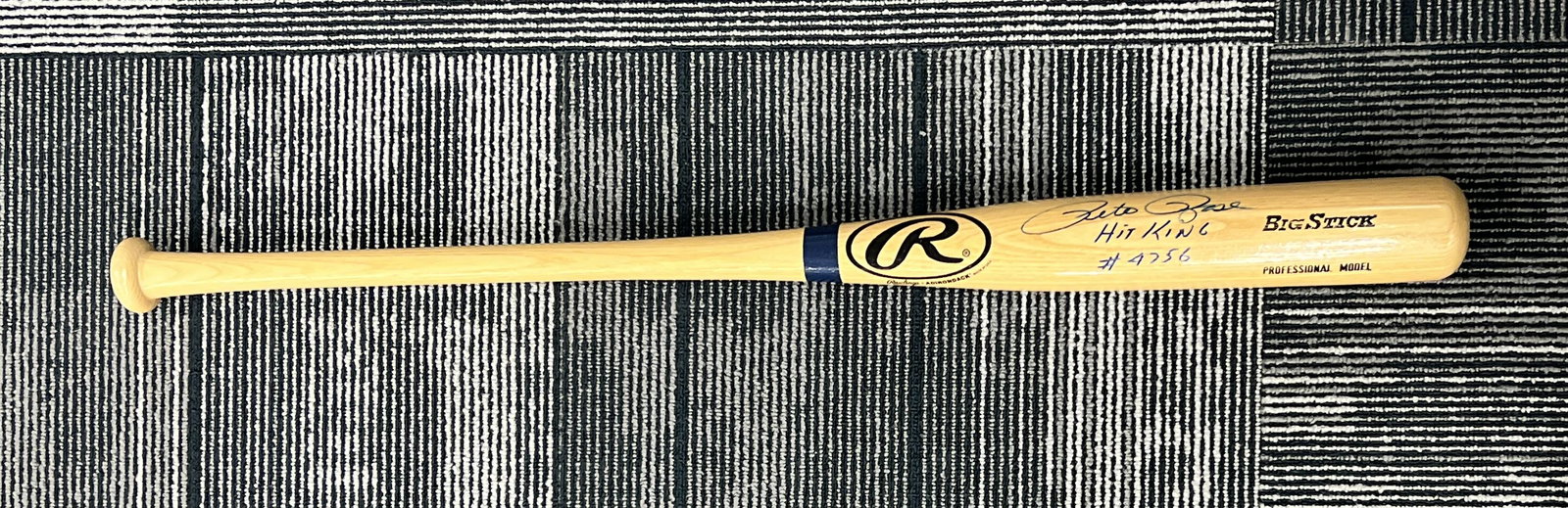 Pete Rose Autographed Bat! (1 of 1)