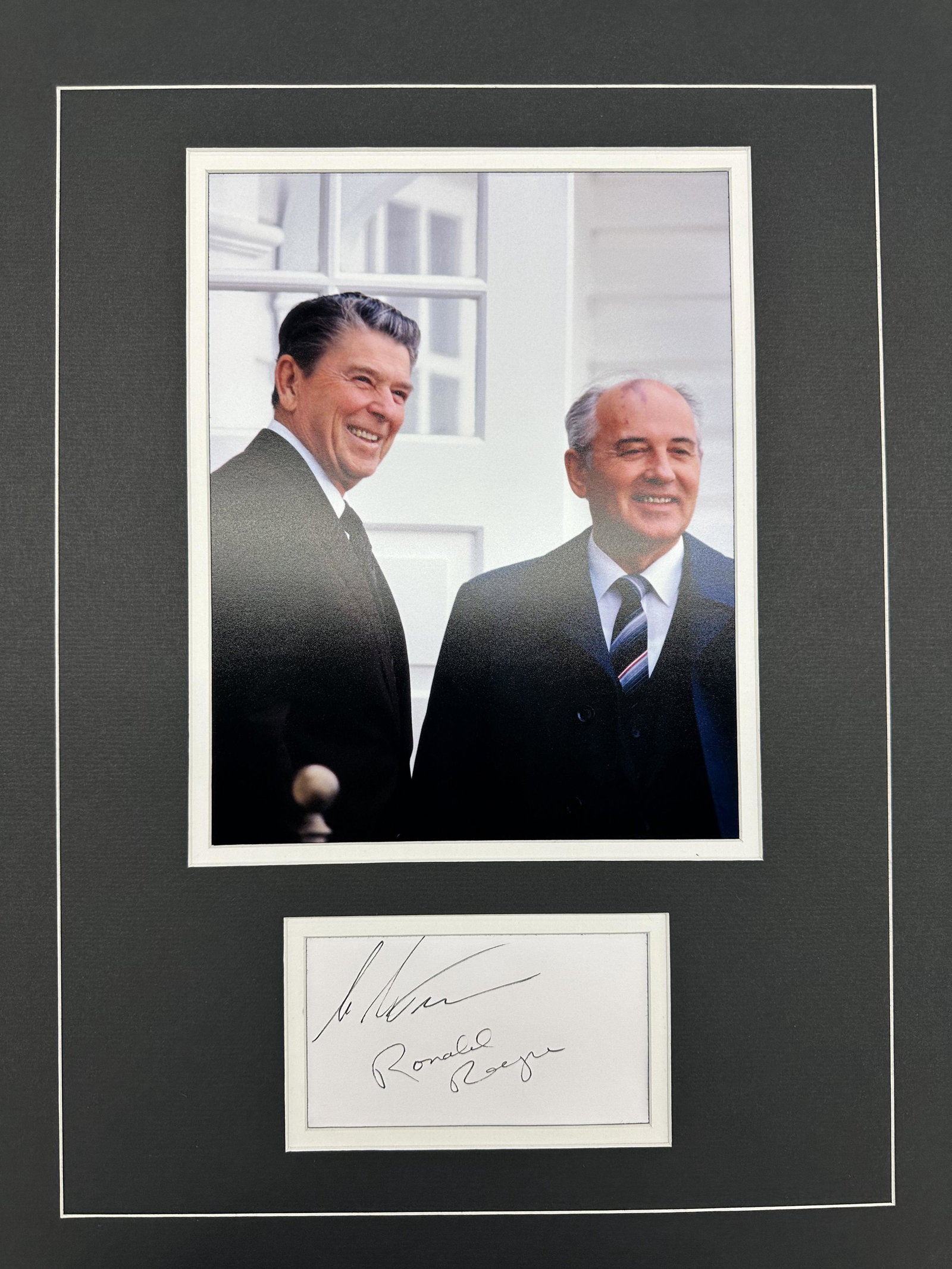 Reagan & Gorbachev AUTOGRAPHED Display (1 of 1)