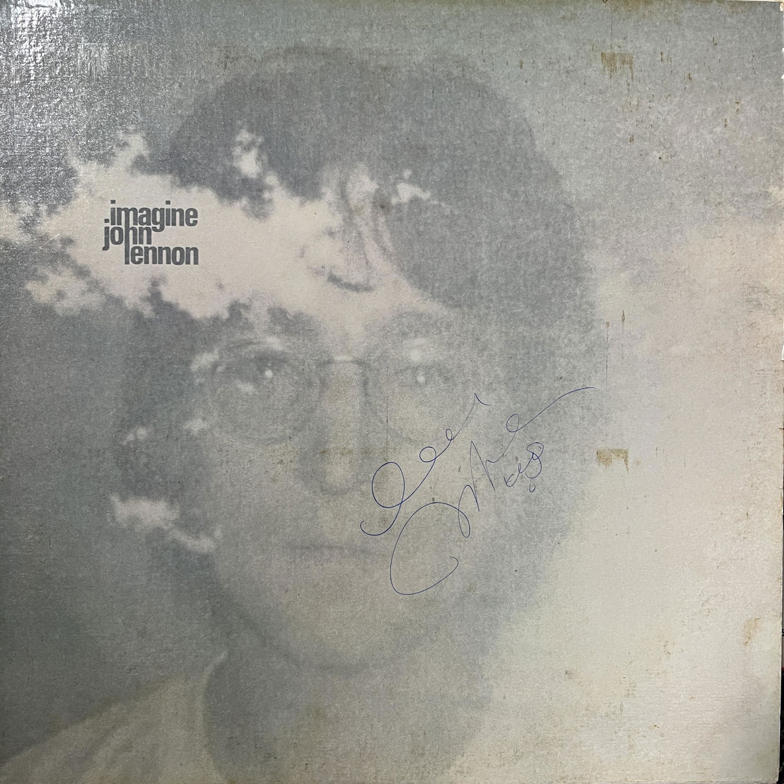 John Lennon Autographed Album: Displays are not framed, and can be framed for a cost. Framed items will state they are framed in the name of the item. All signed items come with a COA from ICZ Auctions. Ask any and all questions BE