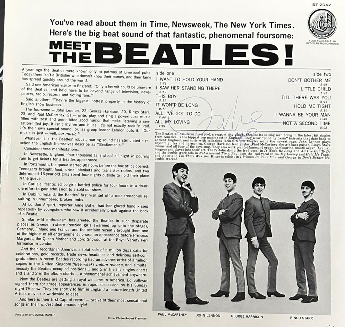 John LENNON Autographed Album: Displays are not framed, and can be framed for a cost. Framed items will state they are framed in the name of the item. All signed items come with a COA from ICZ AUCTIONS. Ask any and all questions BE