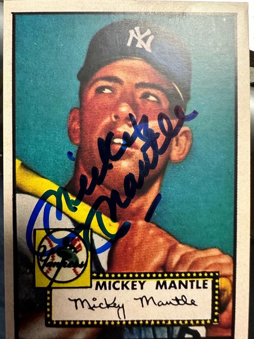 Mickey MANTLE Autographed Card (1 of 1)