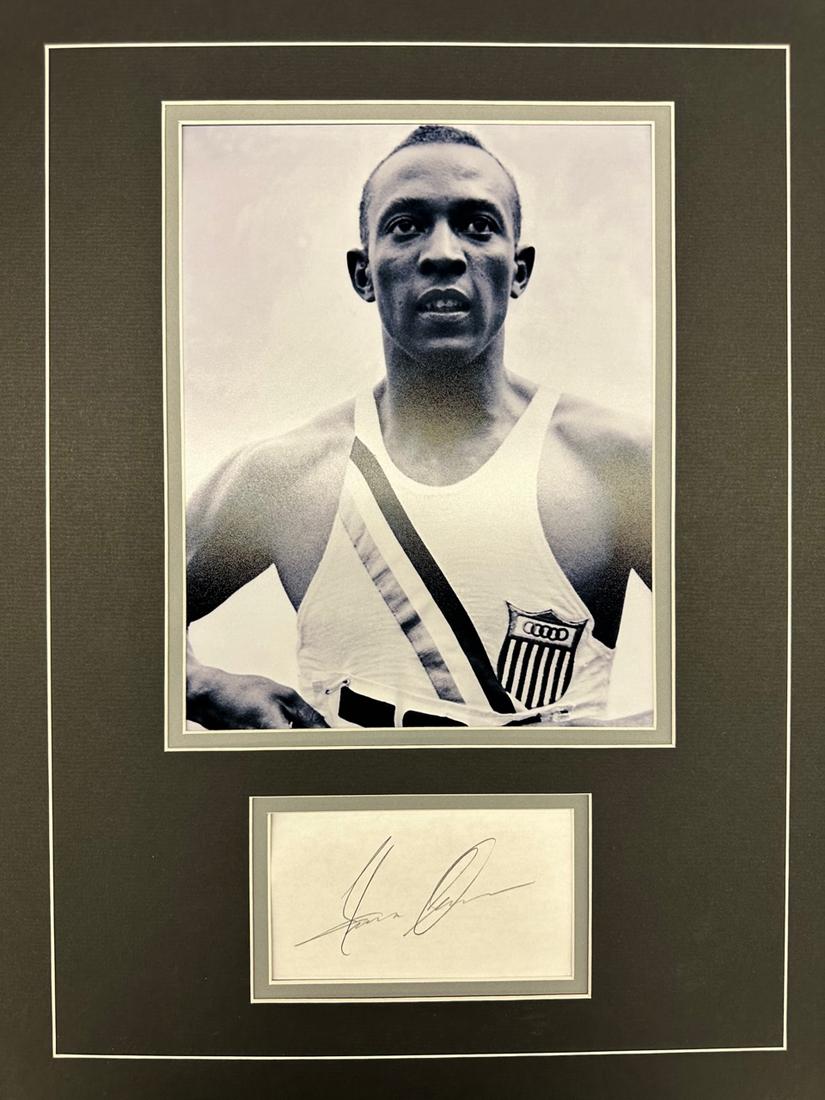 Jesse Owens AUTOGRAPHED Display (1 of 1)