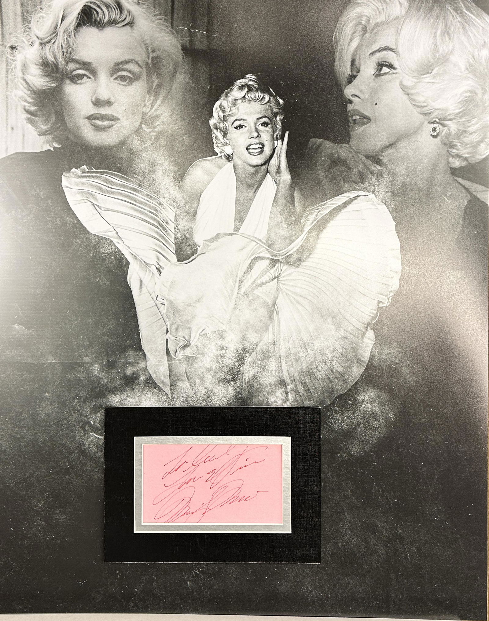 Marilyn Monroe Autographed Display (1 of 1)