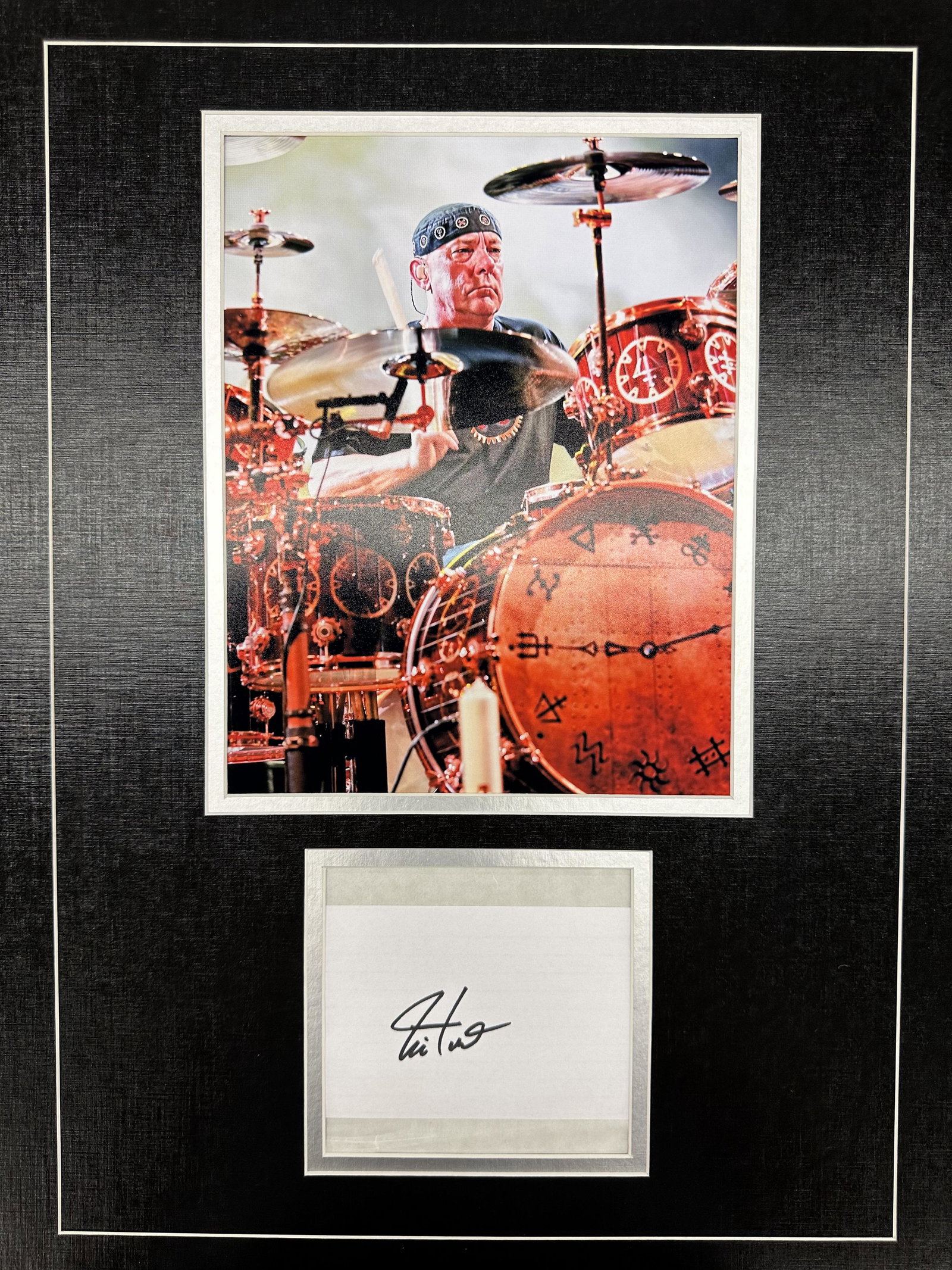 Neil Peart Autographed Display: Displays are not framed, and can be framed for a cost. Framed items will state they are framed in the name of the item. All signed items come with a COA. Ask any and all questions BEFORE bidding. Sign