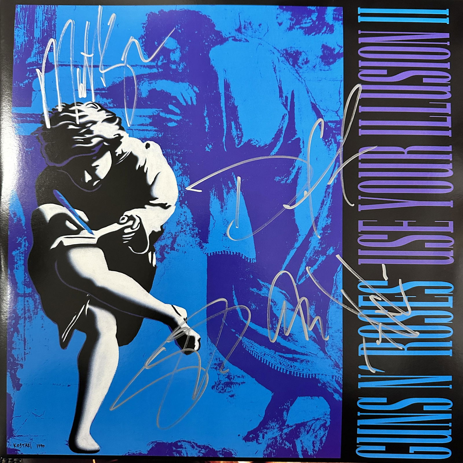 Guns and Roses Autographed ALBUM All 5 (1 of 1)