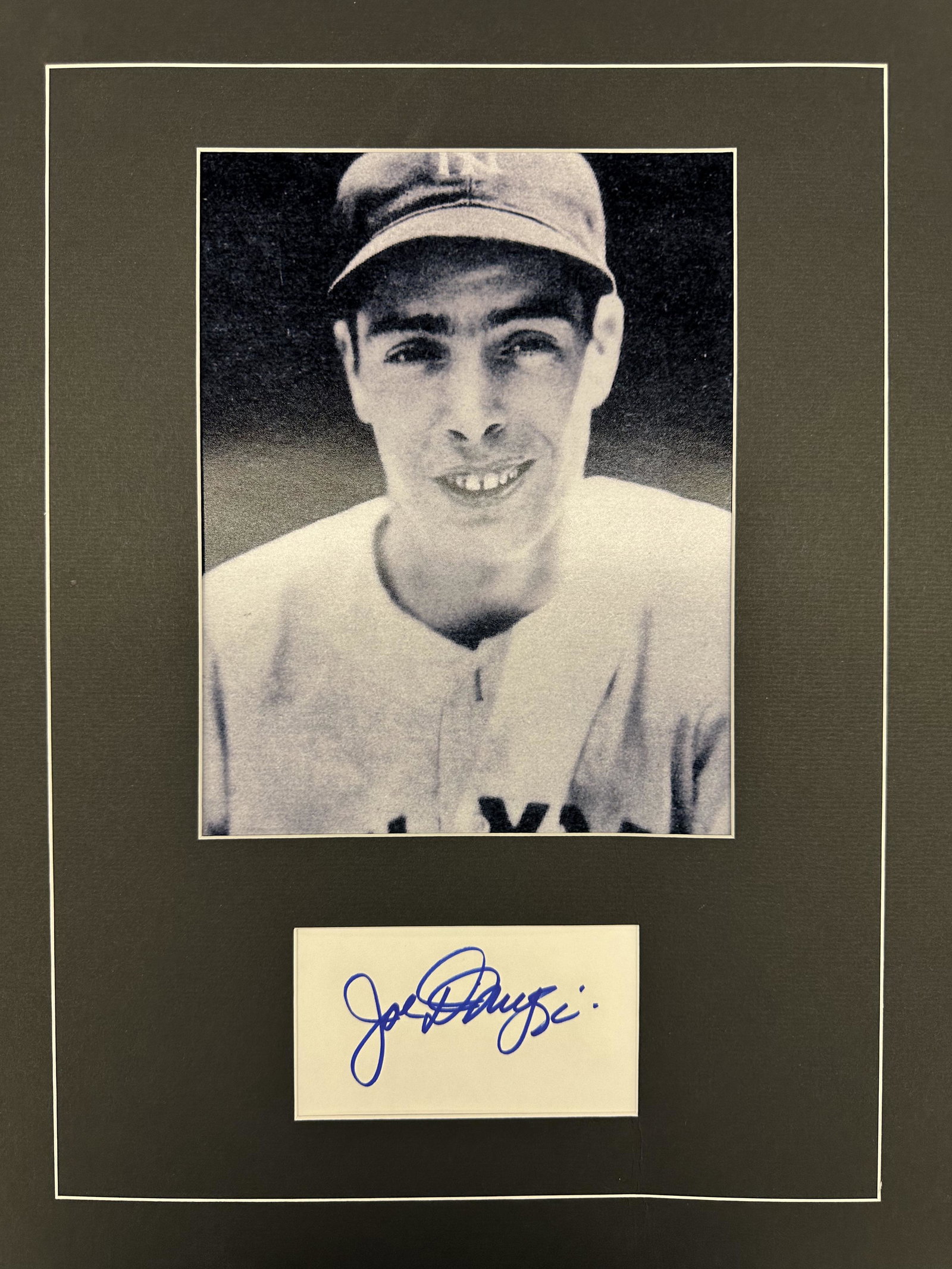 Joe DiMaggio Autographed Display (1 of 1)