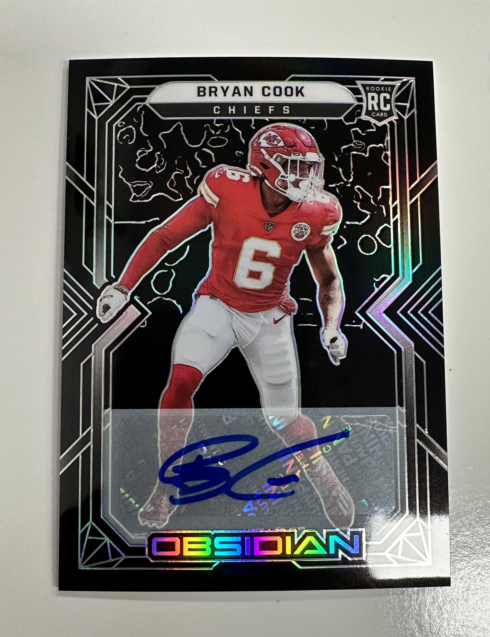 2022 Obsidian Bryan Cook Autographed Rookie 62/199: We try to describe and detail every lot as accurate as possible. Ask any and all questions before bidding not after. You can email us support@iczauctions.com Phone 410-588-9164 or via text 410-588-916