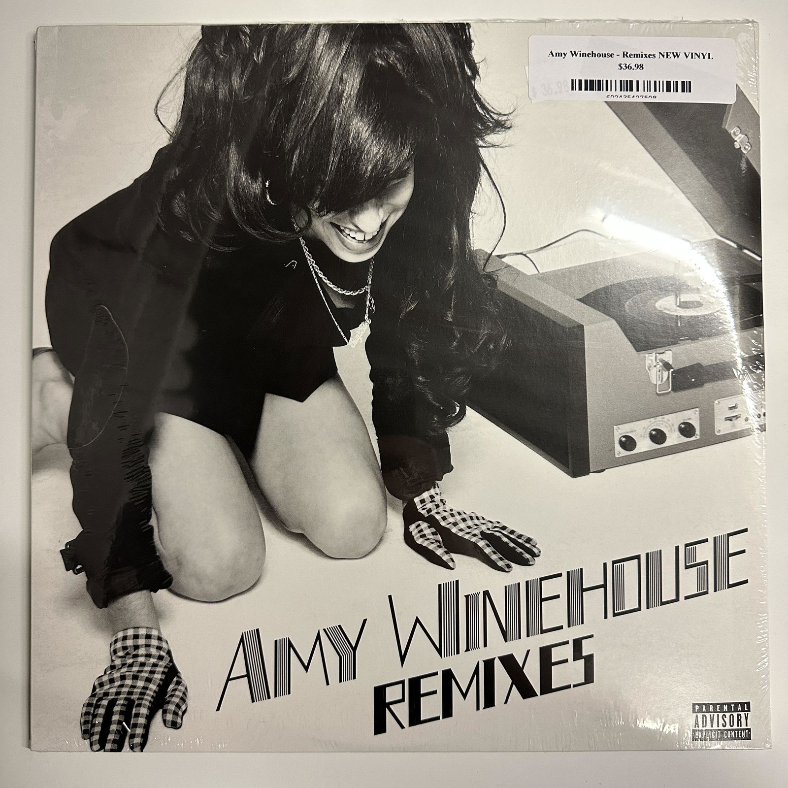 Amy Winehouse - Remixes New Vinyl Record (1 of 1)