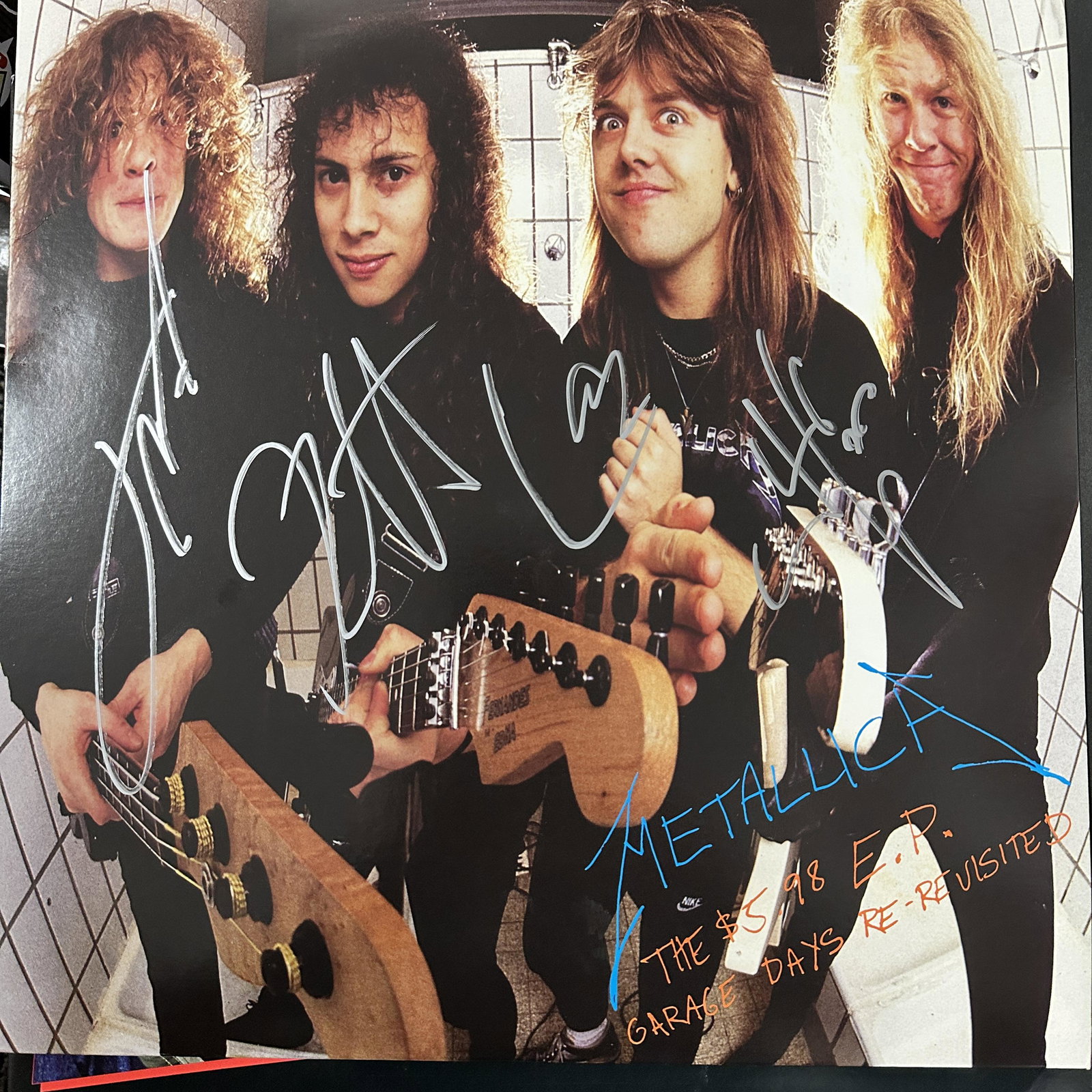 Metallica Autographed ALBUM JASON LARS KIRK JAMES: Displays are not framed, and can be framed for a cost. Framed items will state they are framed in the name of the item. All signed items come with a COA. Ask any and all questions BEFORE bidding. Sign