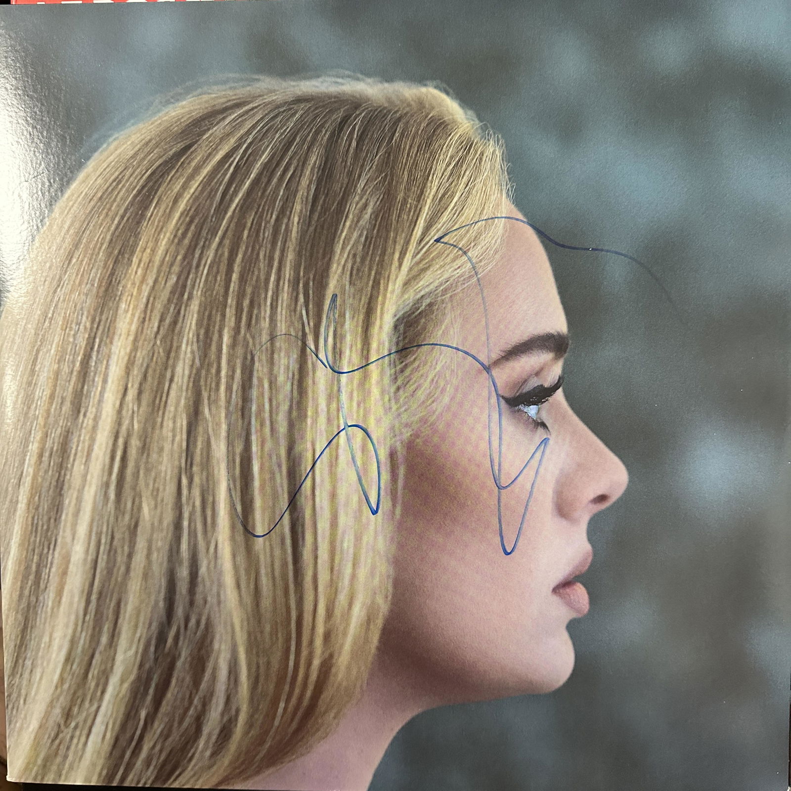 Adele Autographed ALBUM (1 of 1)
