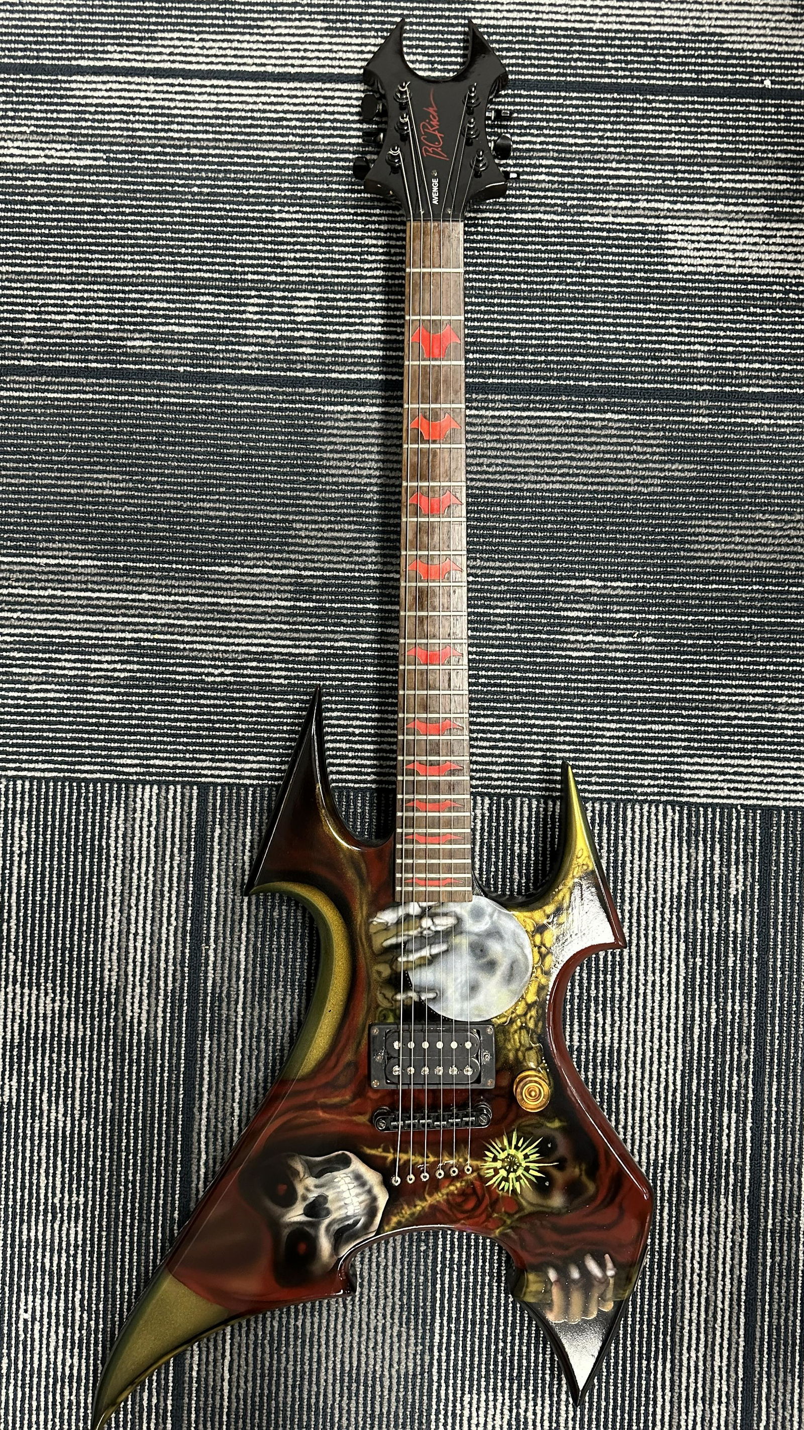 BC RICH Warlock Custom Skull Graphics NO CASE (1 of 1)
