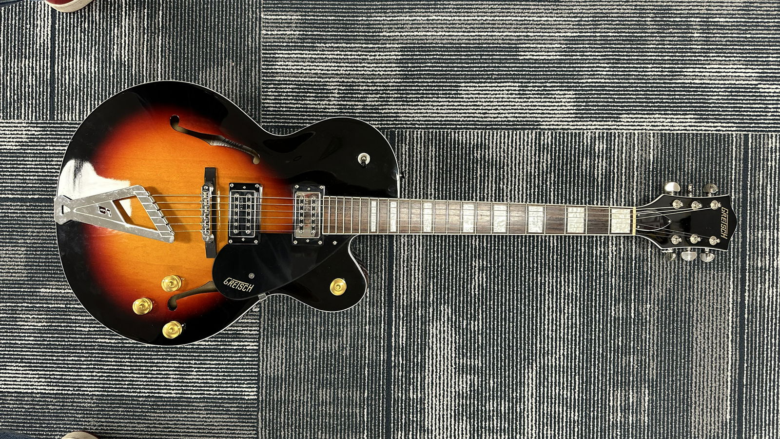 Gretsch Hollowbody Guitar Used No Case (1 of 1)