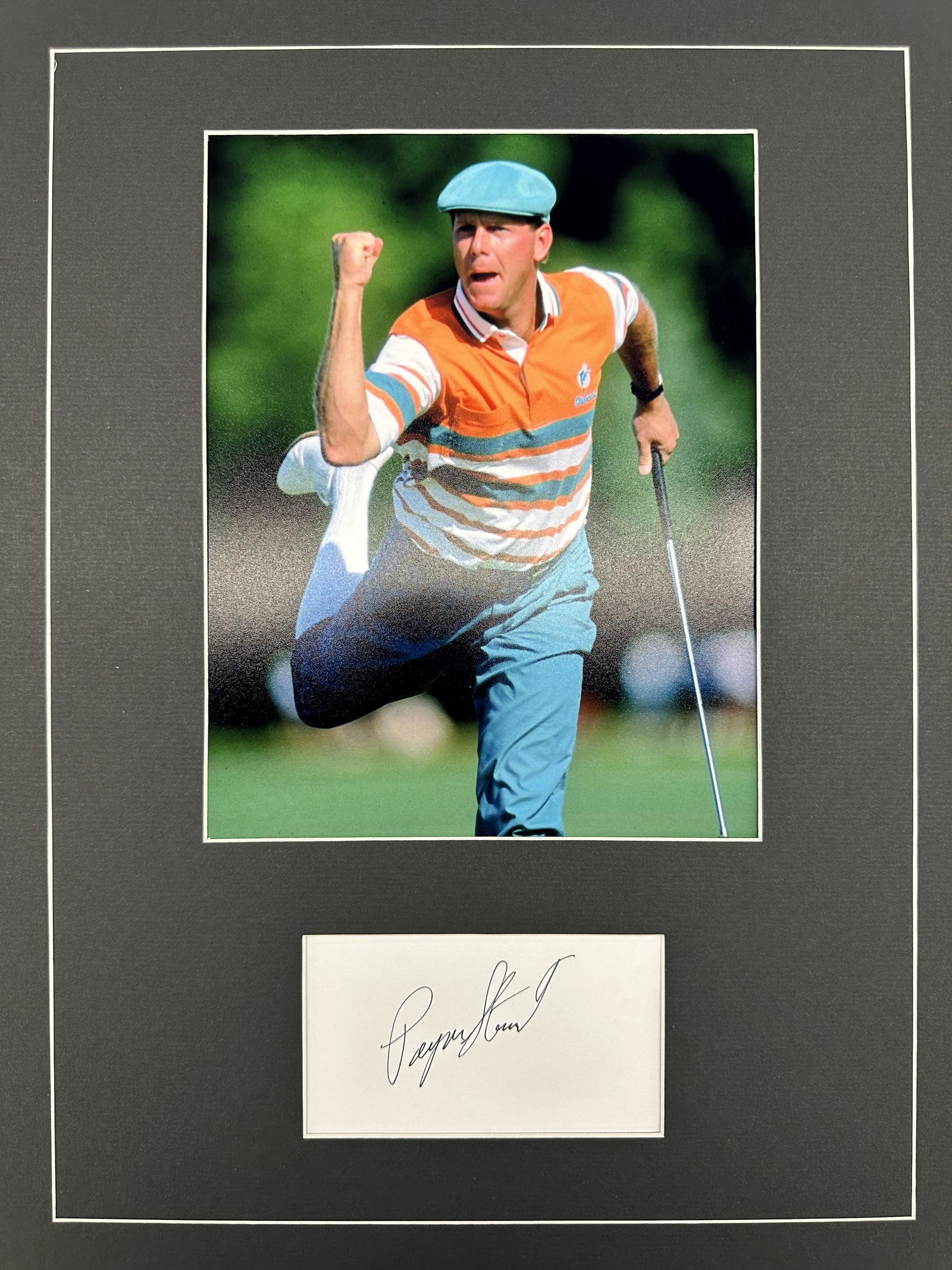 Payne Stewart Autographed Display: Displays are not framed, and can be framed for a cost. Framed items will state they are framed in the name of the item. All signed items come with a COA. Ask any and all questions BEFORE bidding. Sign