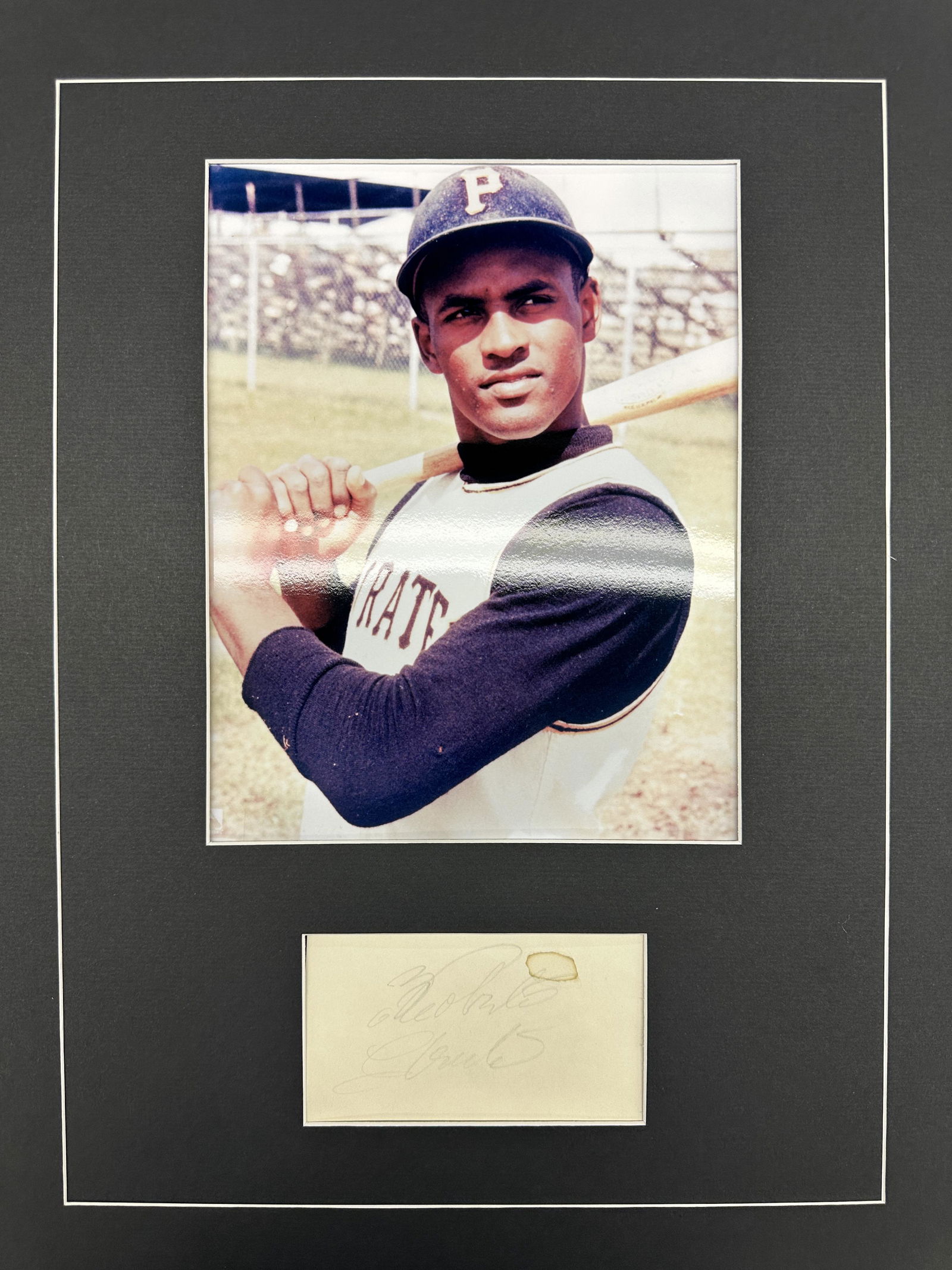 Roberto Clemente Autographed Display (1 of 1)