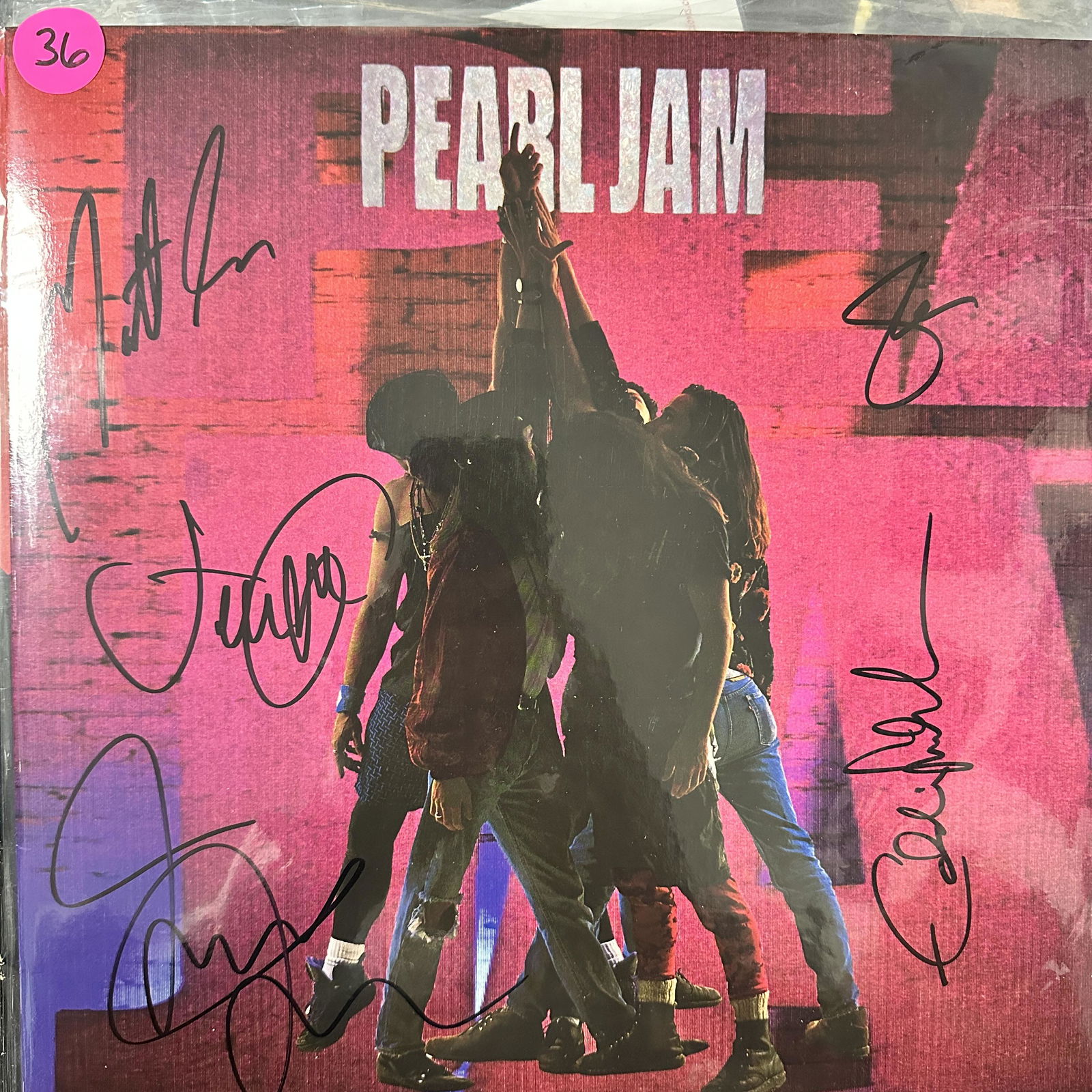 Pearl Jam Autographed ALBUM All 5 (1 of 1)