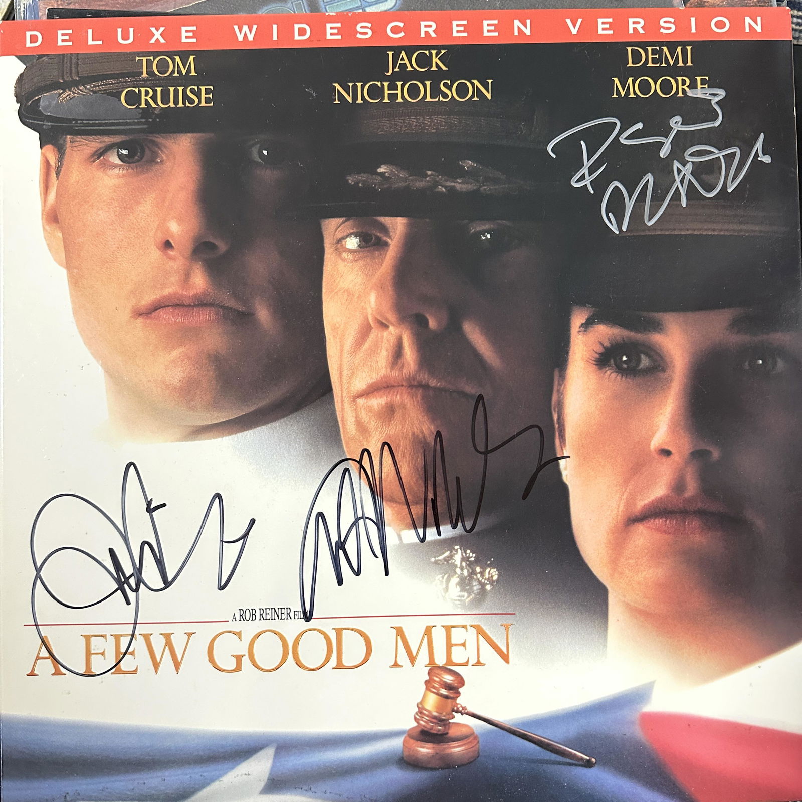 Tom Cruise AUTOGRAPHED Laserdisc MOORE NICHOLSON (1 of 1)