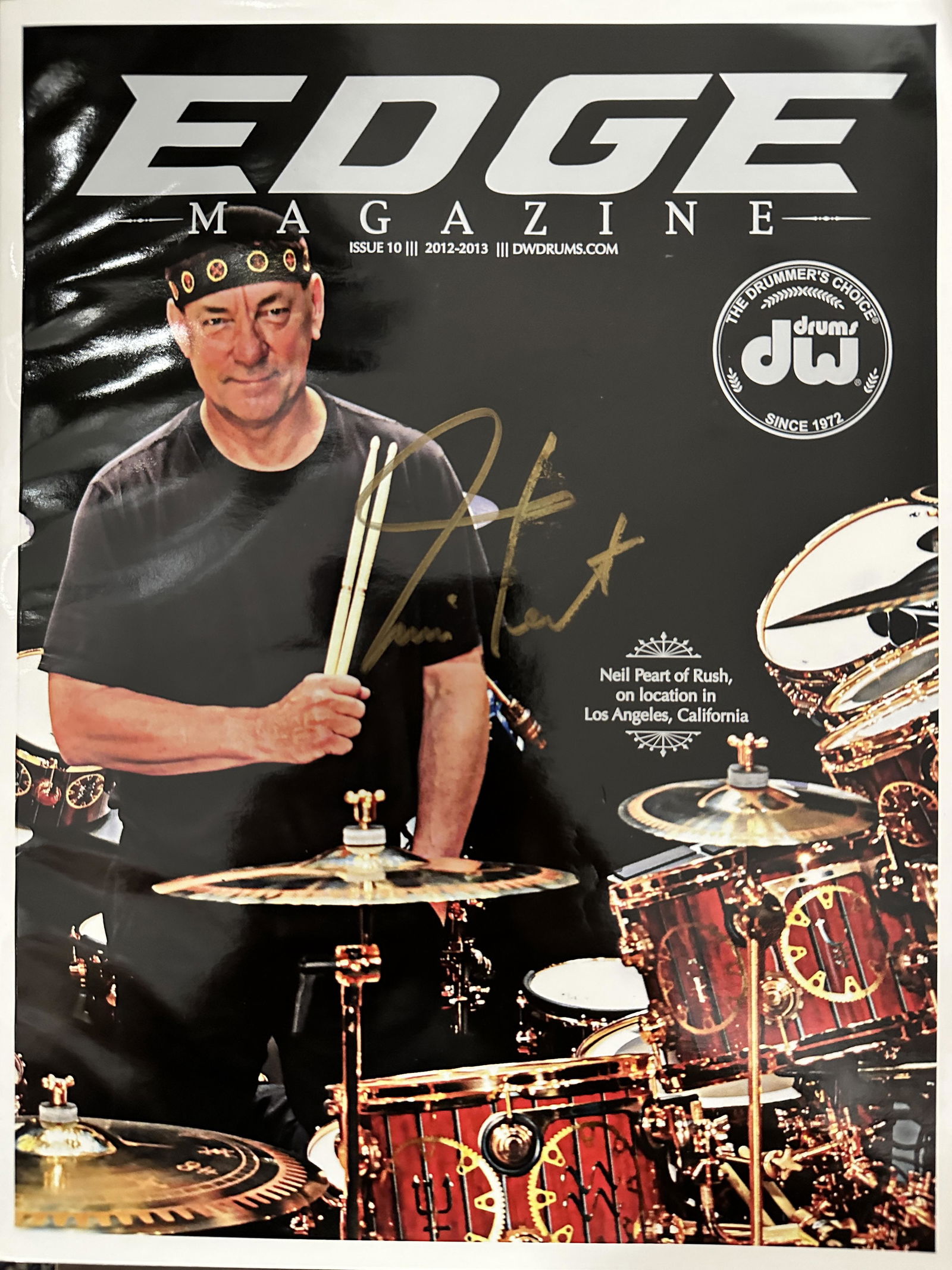 Neil Peart Autographed Drum MAGAZINE Slight Smear: Ask any all Questions before bidding not after! Displays are not framed, and can be framed for a cost. Framed items will state they are framed in the name of the item. All signed items come with a COA