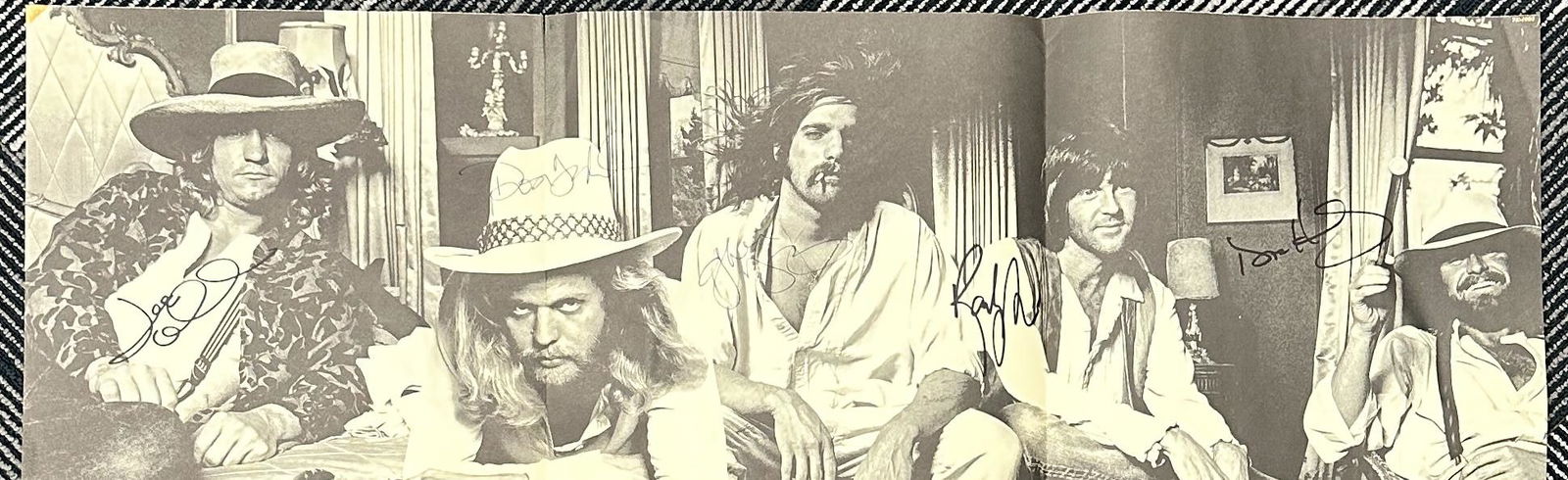 The EAGLES Autographed Poster All 5 HOTEL CALIFORNIA (1 of 1)