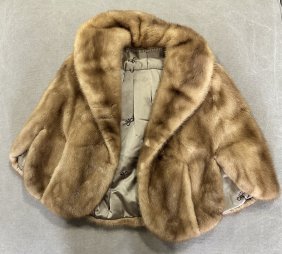 Marilyn Monroe Worn Fur Coat! (1 of 1)