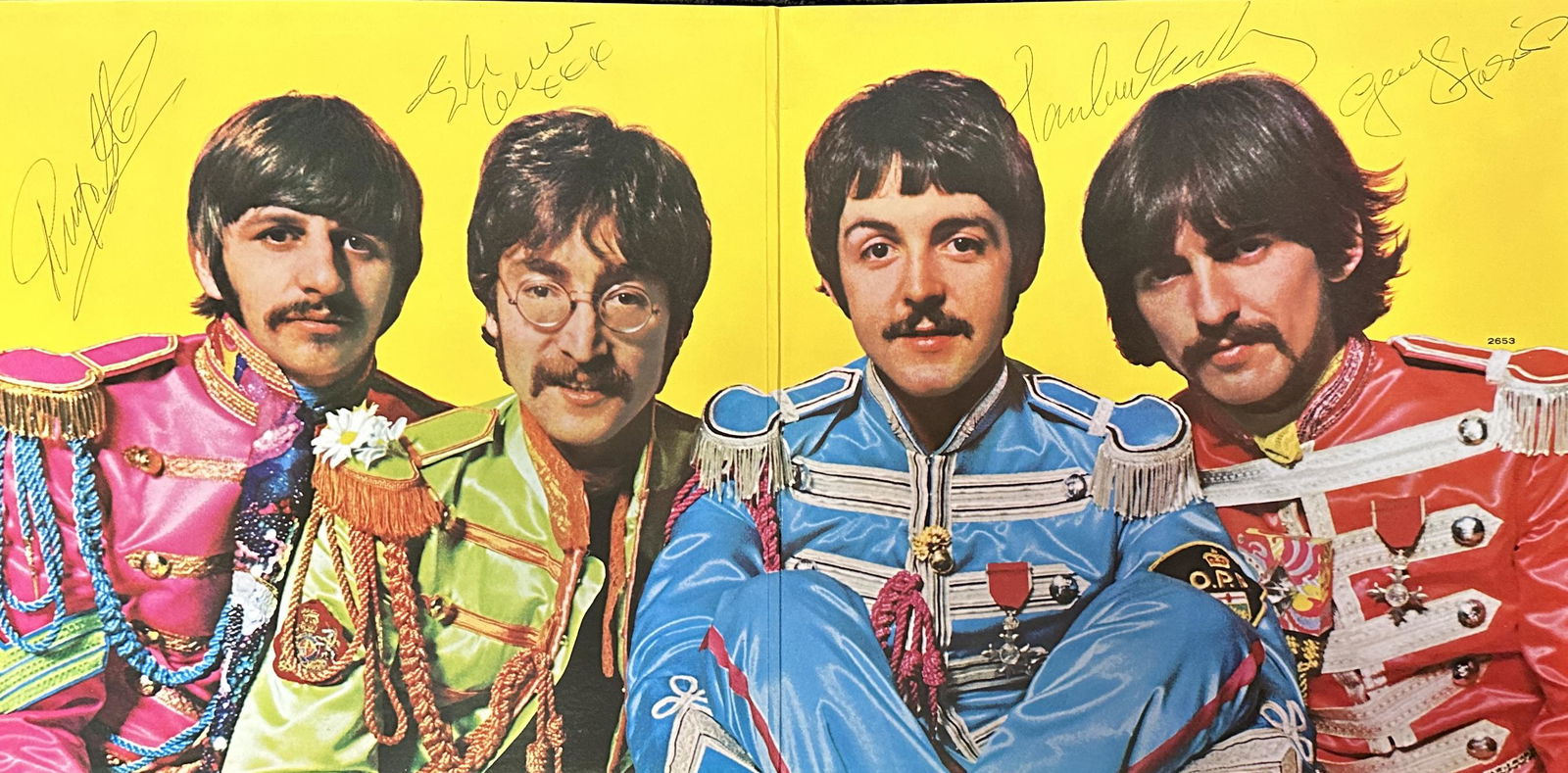The Beatles Autographed Sgt Peppers ALBUM (1 of 1)