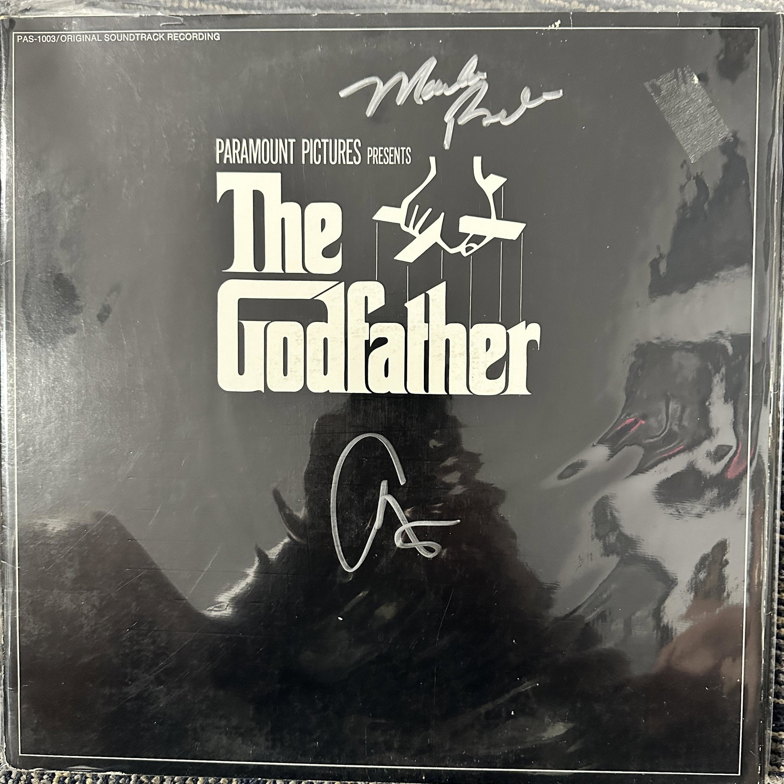 Al Pacino Marlon Brando Autographed Album: Ask any all Questions before bidding not after! Displays are not framed, and can be framed for a cost. Framed items will state they are framed in the name of the item. All signed items come with a COA