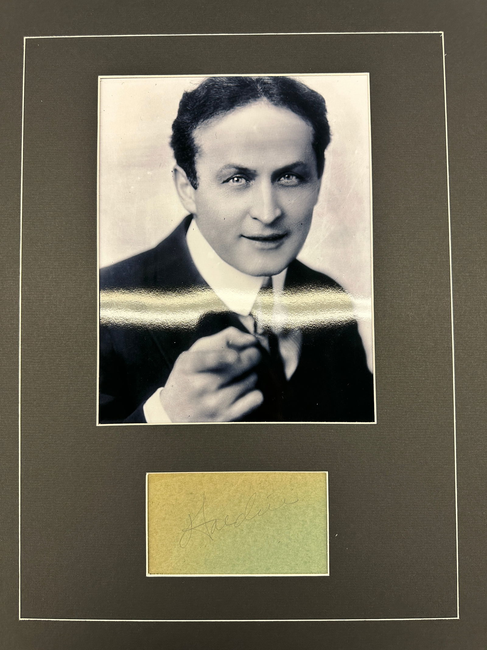 Houdini Autographed DISPLAY (1 of 1)