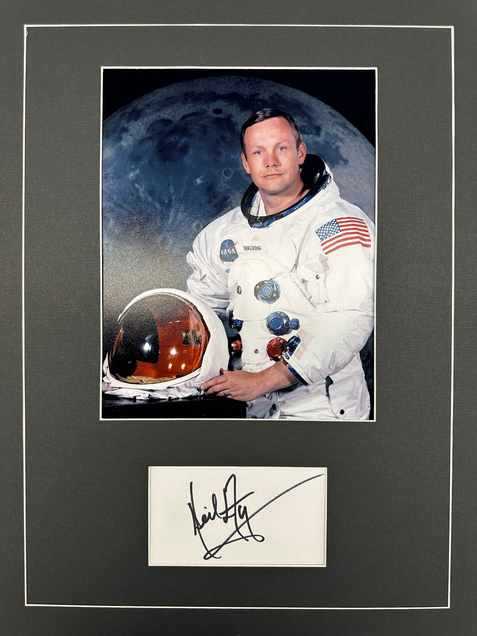 Neil Armstrong AUTOGRAPHED Display (1 of 1)