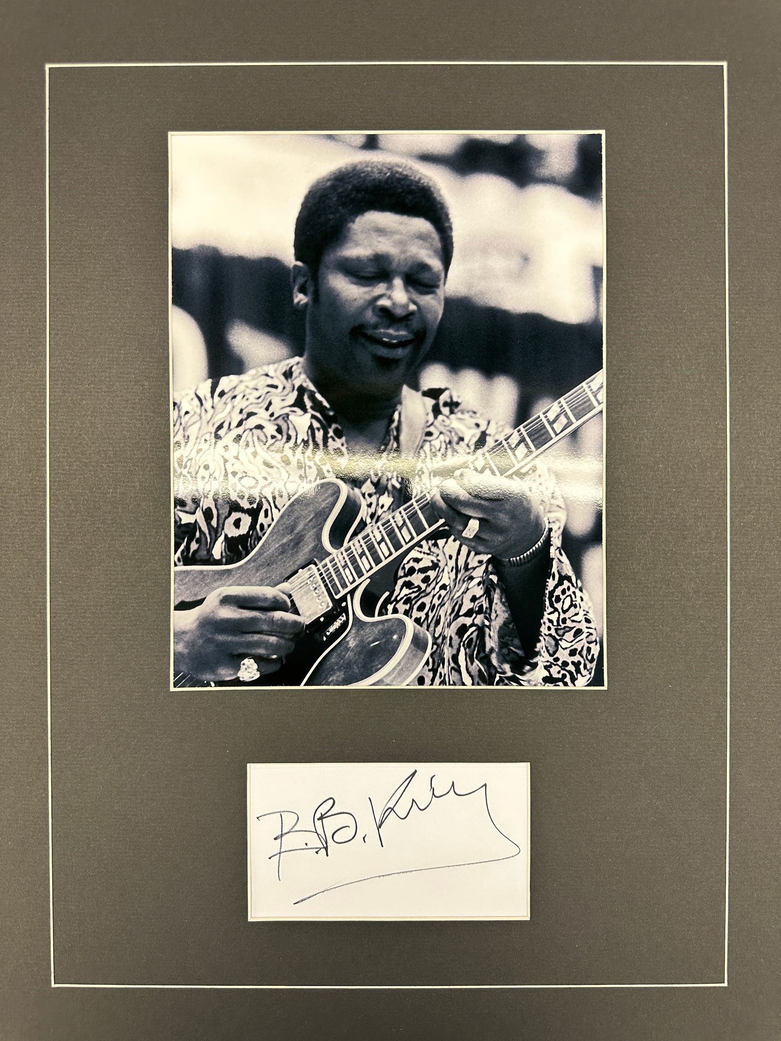 BB King Autographed Display (1 of 1)