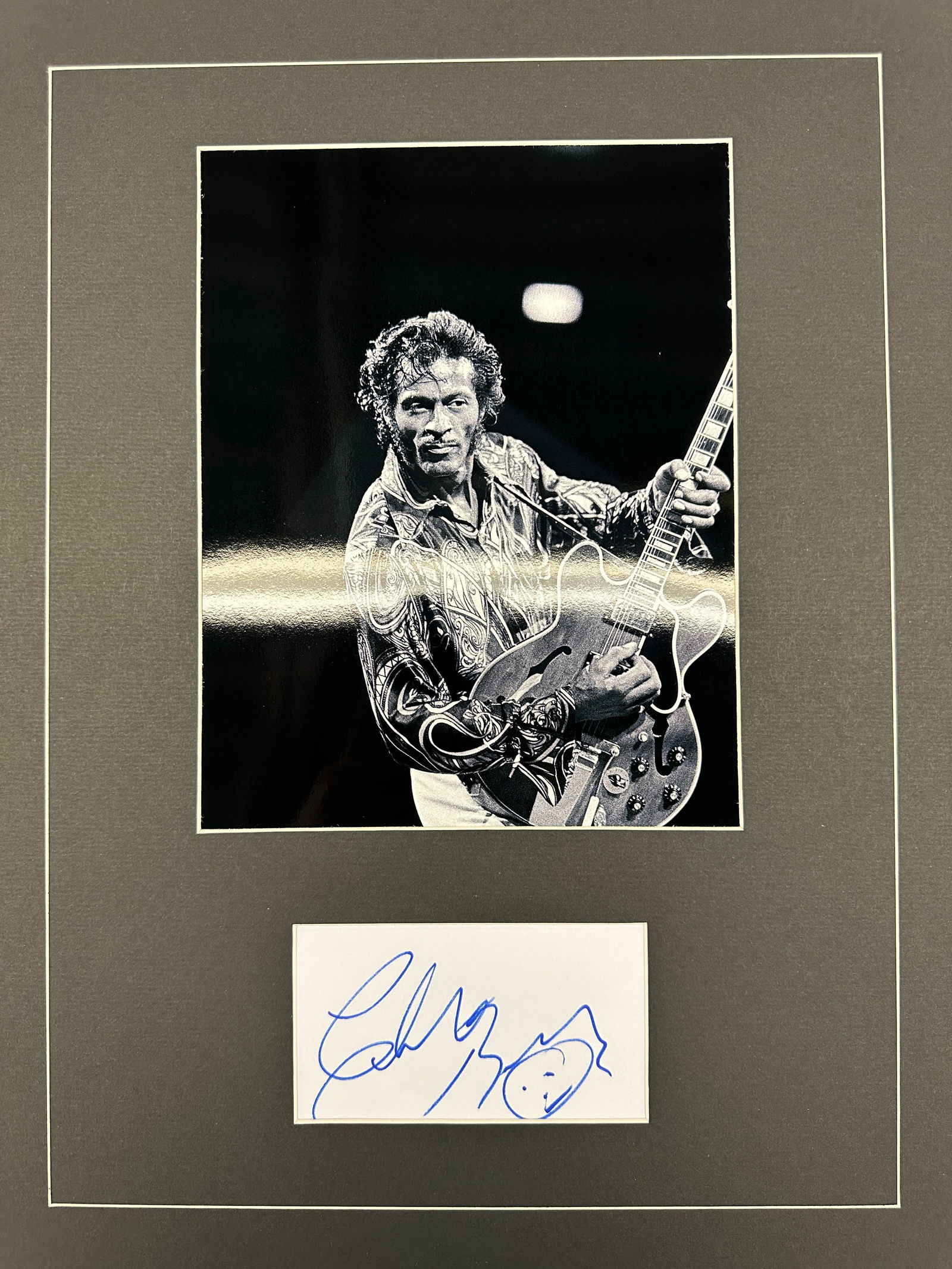 Chuck Berry AUTOGRAPHED Display (1 of 1)