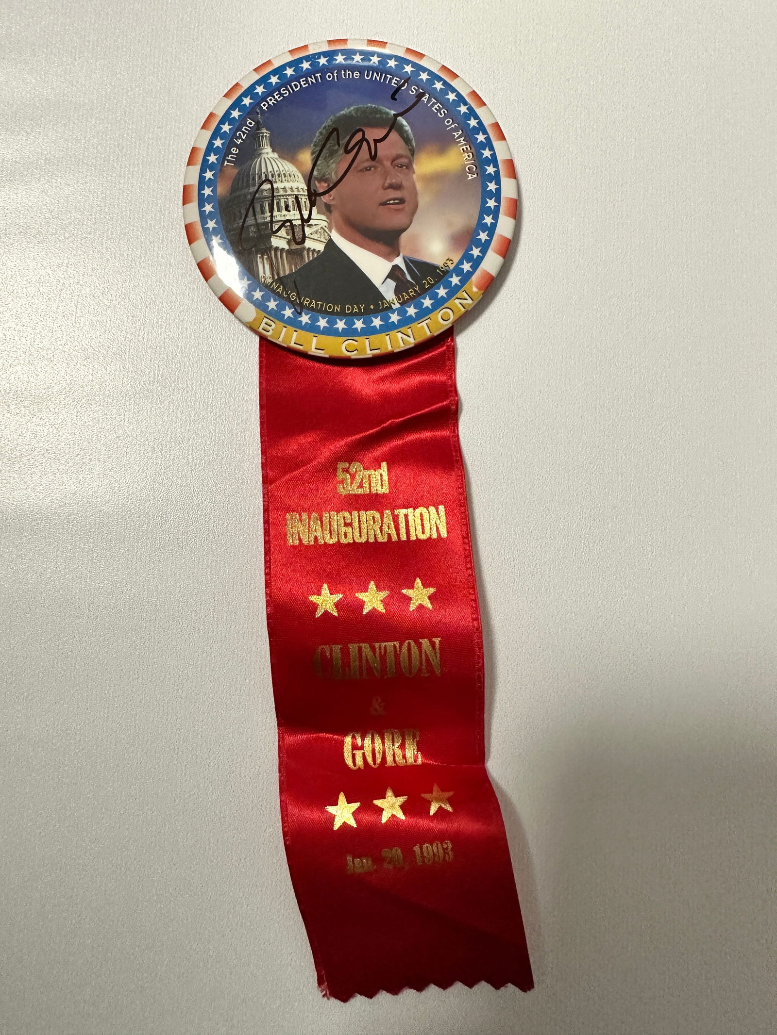 Bill Clinton Autographed Political Pin (1 of 1)