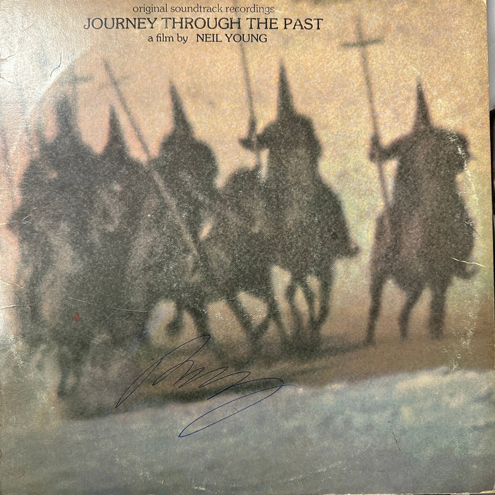 Neil Young Autographed ALBUM: Displays are not framed, and can be framed for a cost. Framed items will state they are framed in the name of the item. All signed items come with a COA. Ask any and all questions BEFORE bidding. Sign