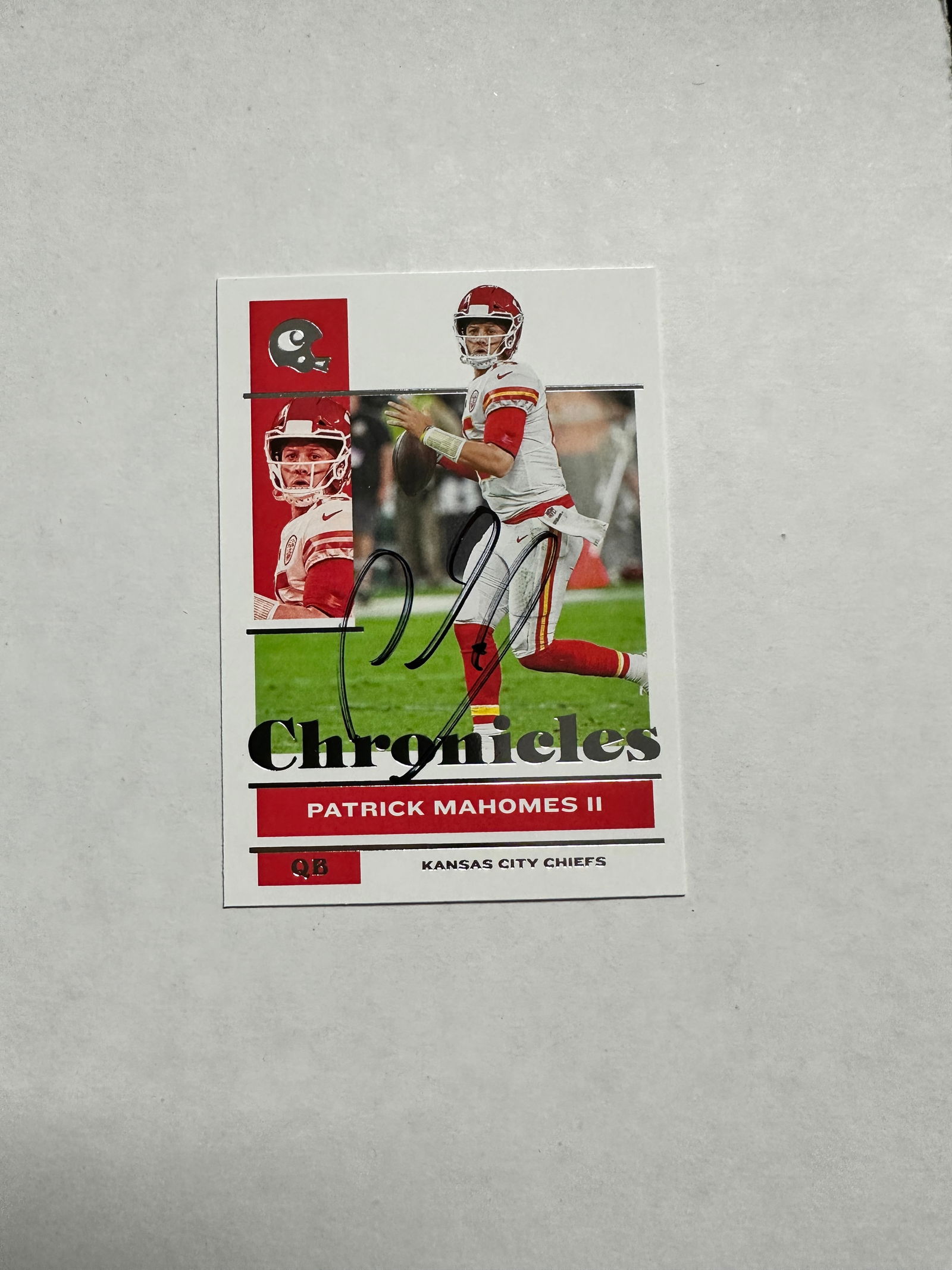 Patrick Mahomes Autographed Card (1 of 1)
