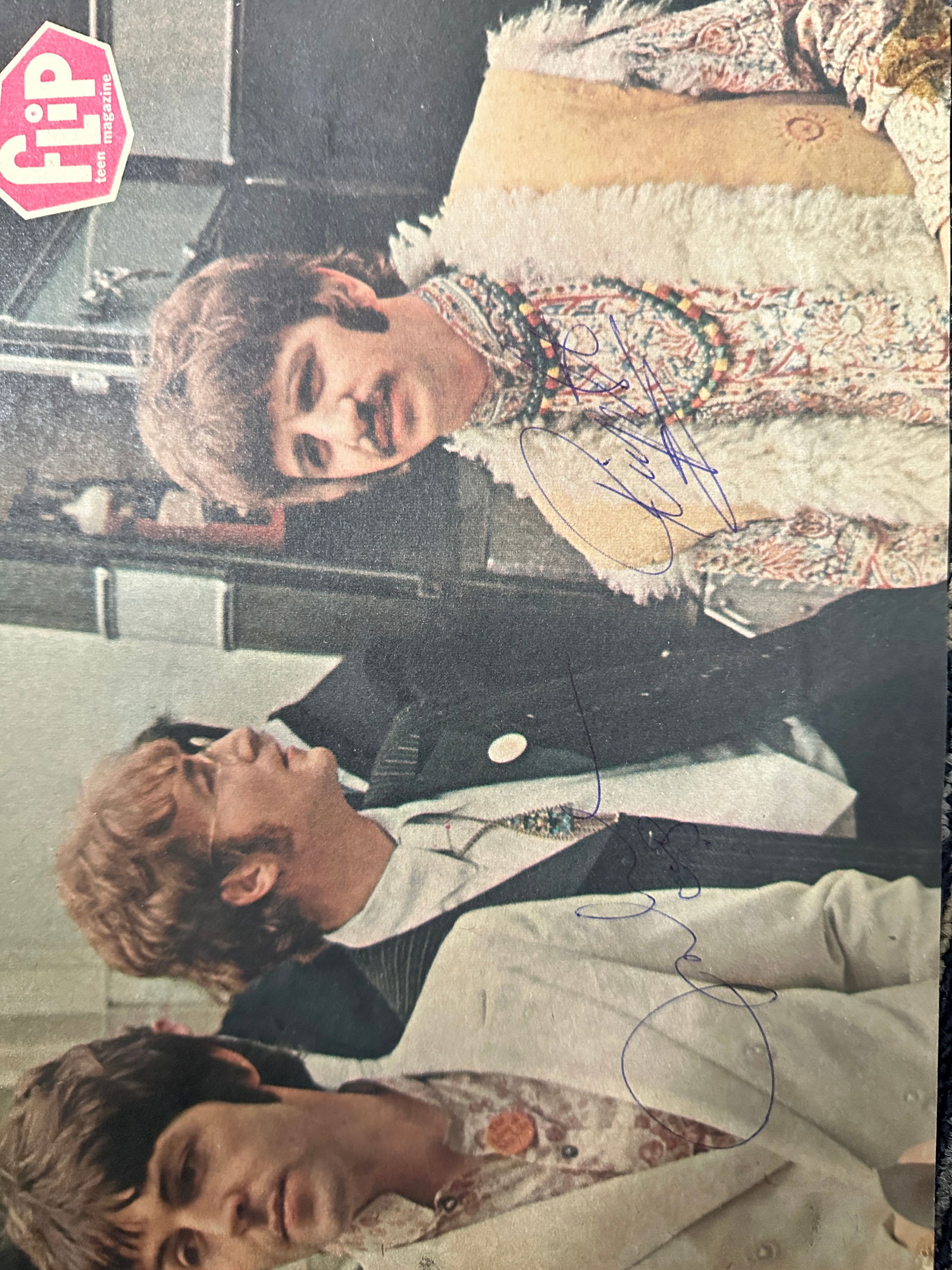 John Lennon & Ringo AUTOGRAPHED Page: Displays are not framed, and can be framed for a cost. Framed items will state they are framed in the name of the item. All signed items come with a COA. Ask any and all questions BEFORE bidding. Sign