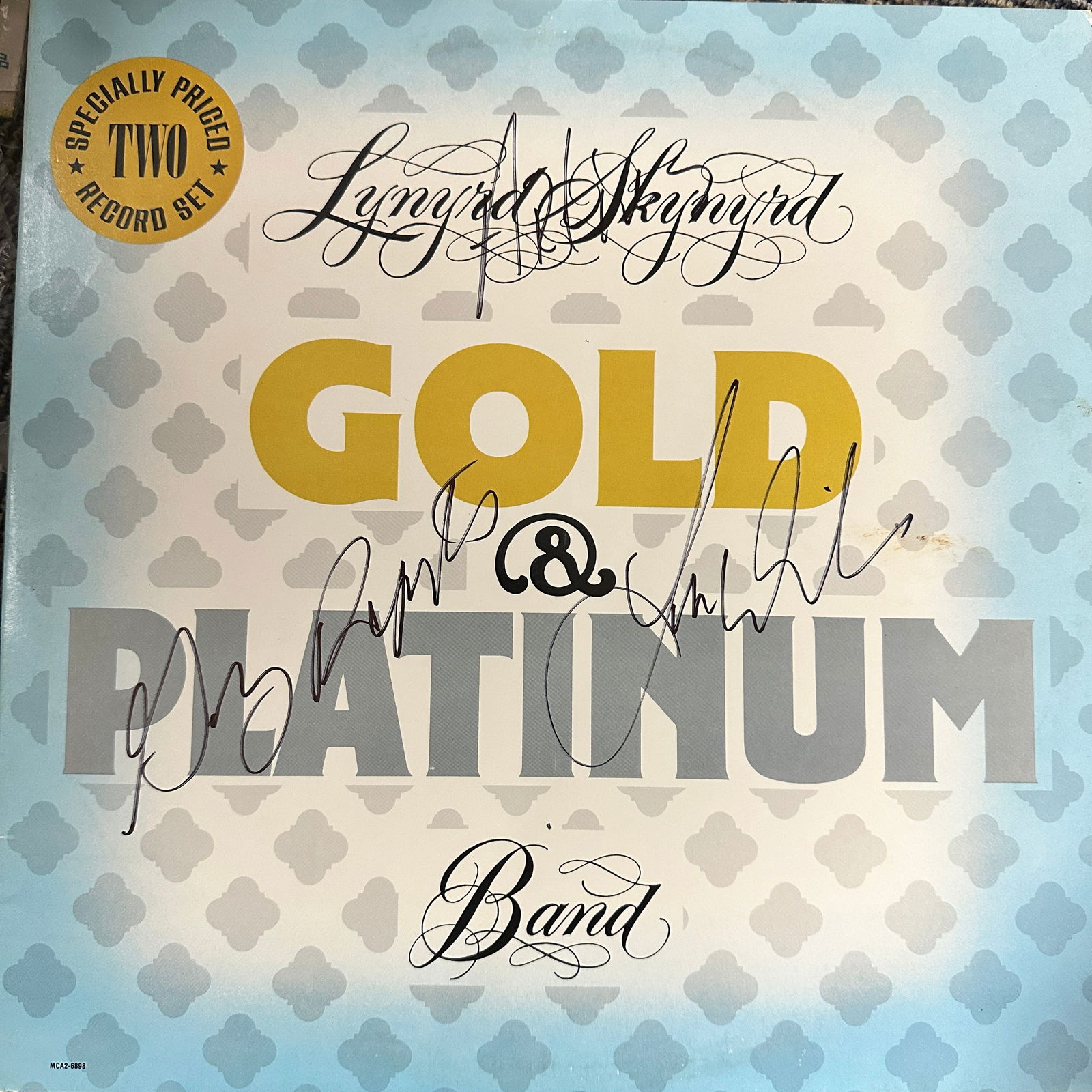 Lynyrd Skynyrd Autographed Album ARTIMUS GARY LEON (1 of 1)