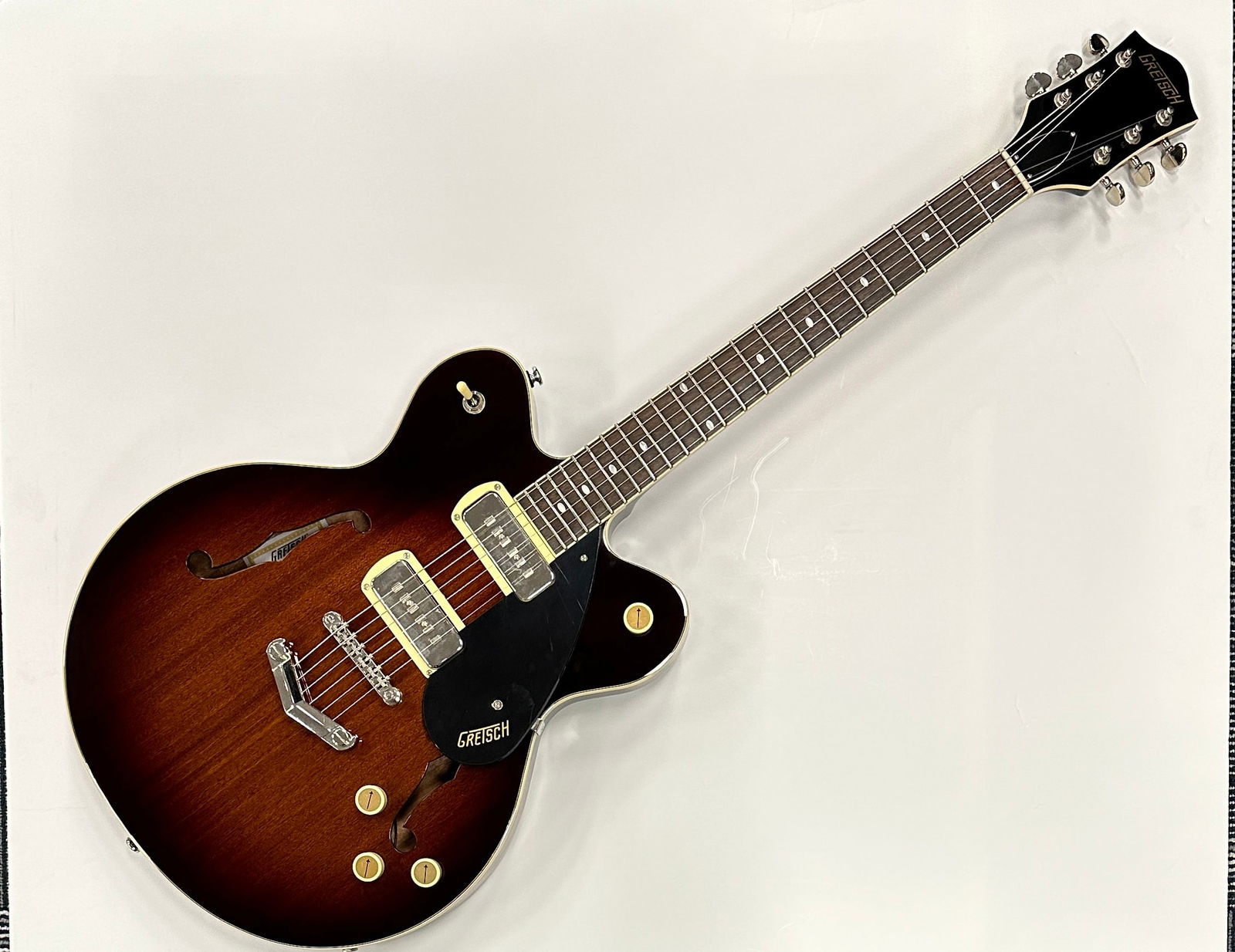 Gretsch Hollow Body Guitar W/Case (1 of 1)