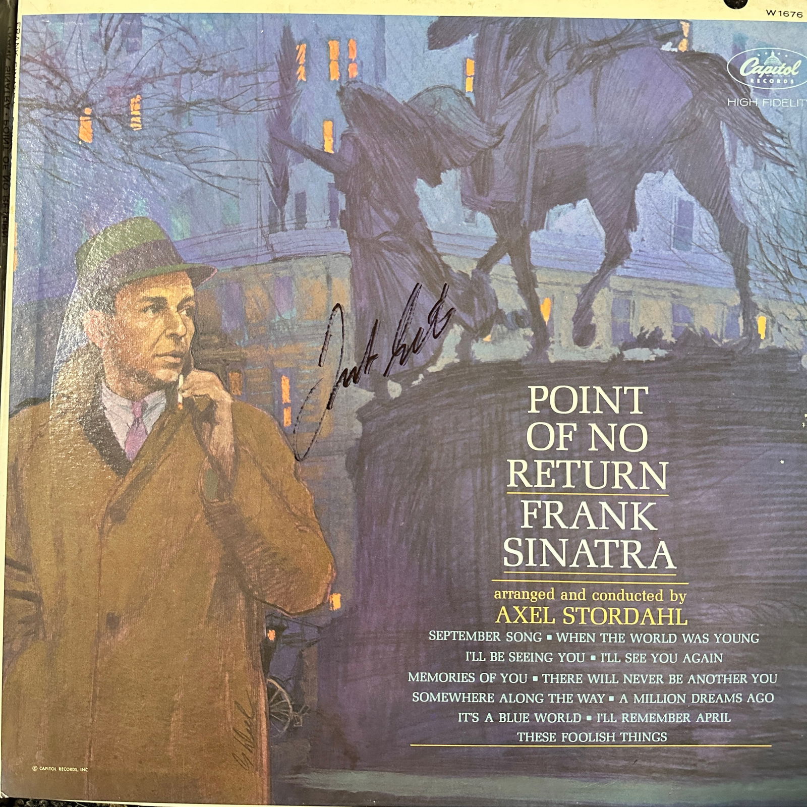 Frank Sintra Autographed ALBUM (1 of 2)