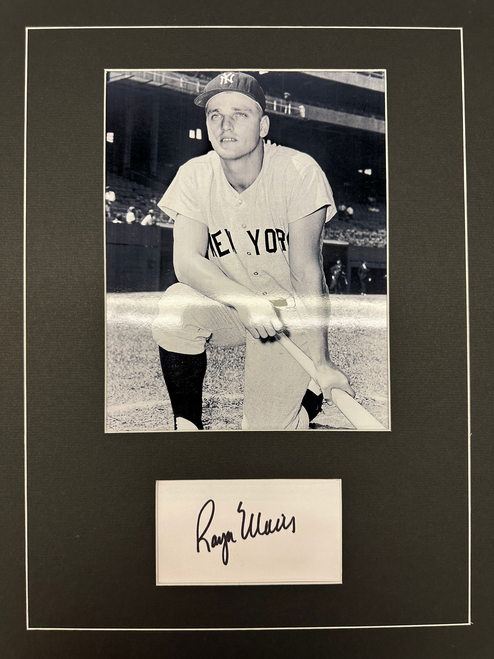 Roger Maris Autographed Display (1 of 1)