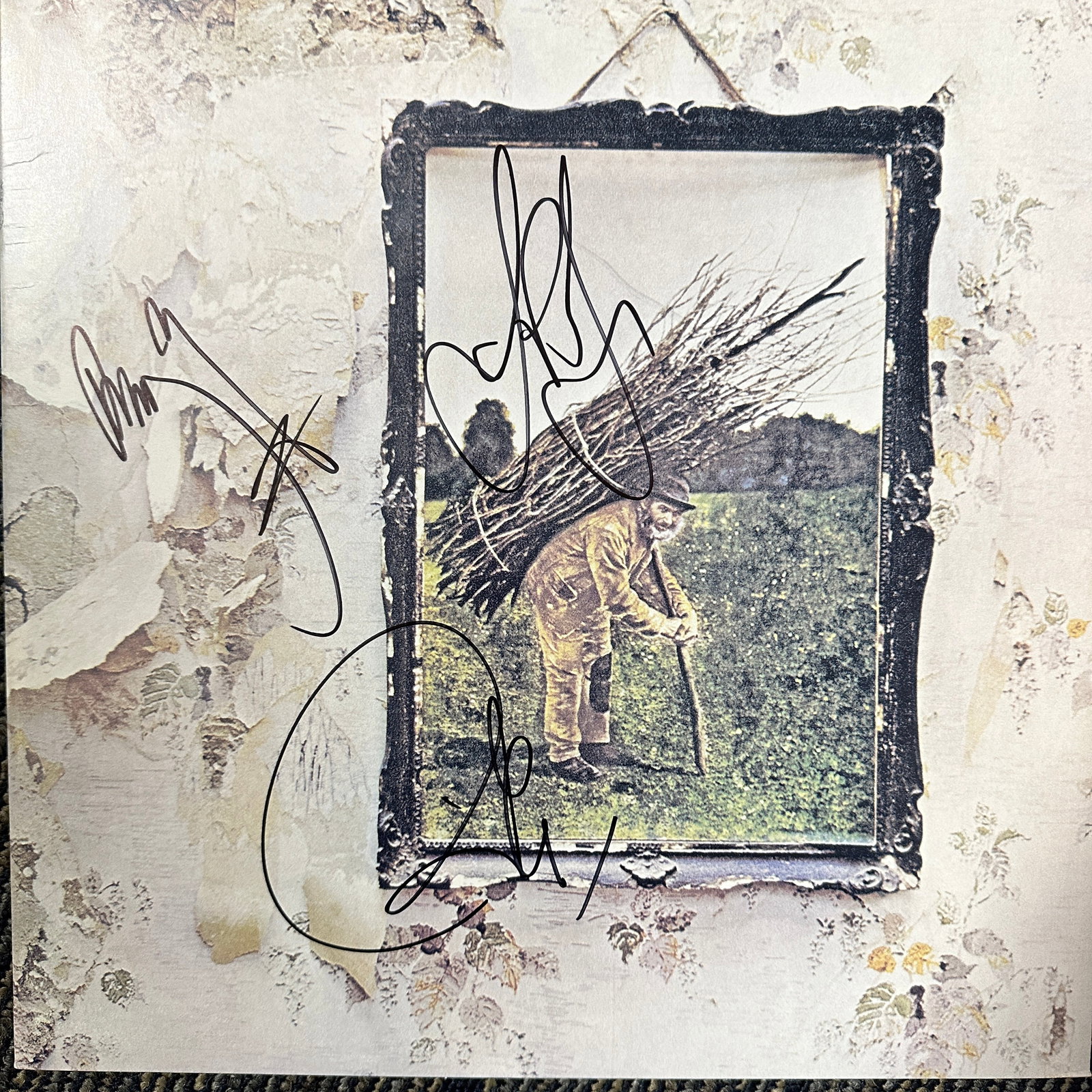 Led Zeppelin Autographed ALBUM PAGE PLANT JONES: Displays are not framed, and can be framed for a cost. Framed items will state they are framed in the name of the item. All signed items come with a COA. All items now come with a 3rd Party COA from P
