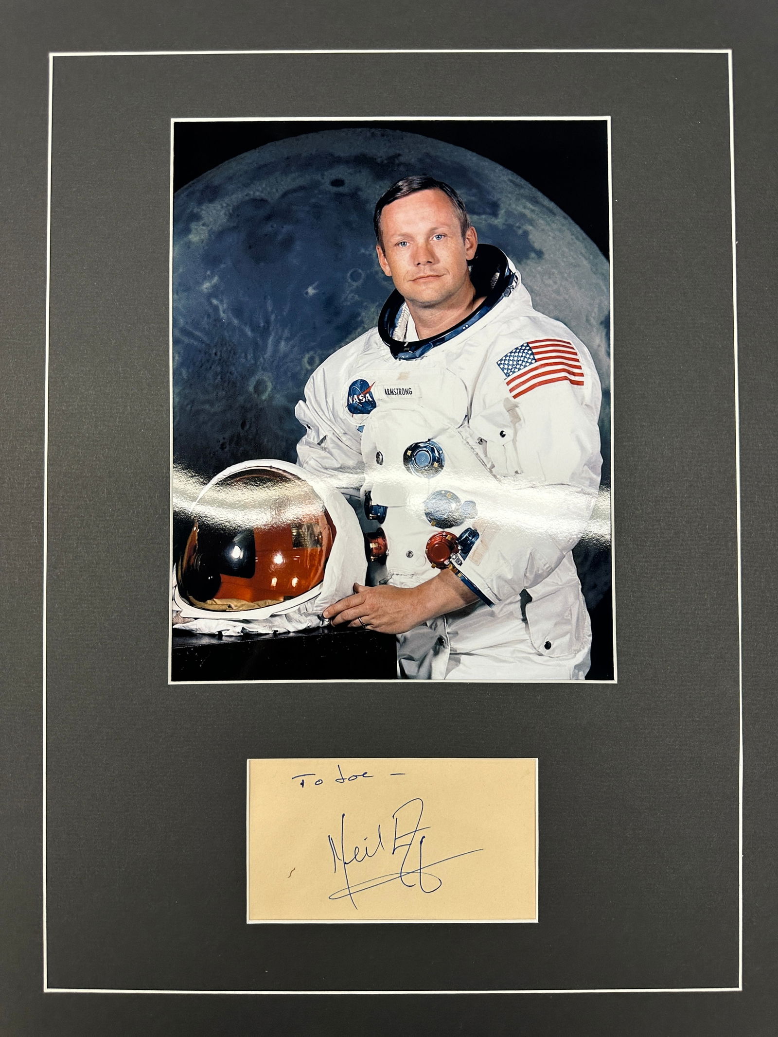 Neil Armstrong Autograph Display (1 of 1)