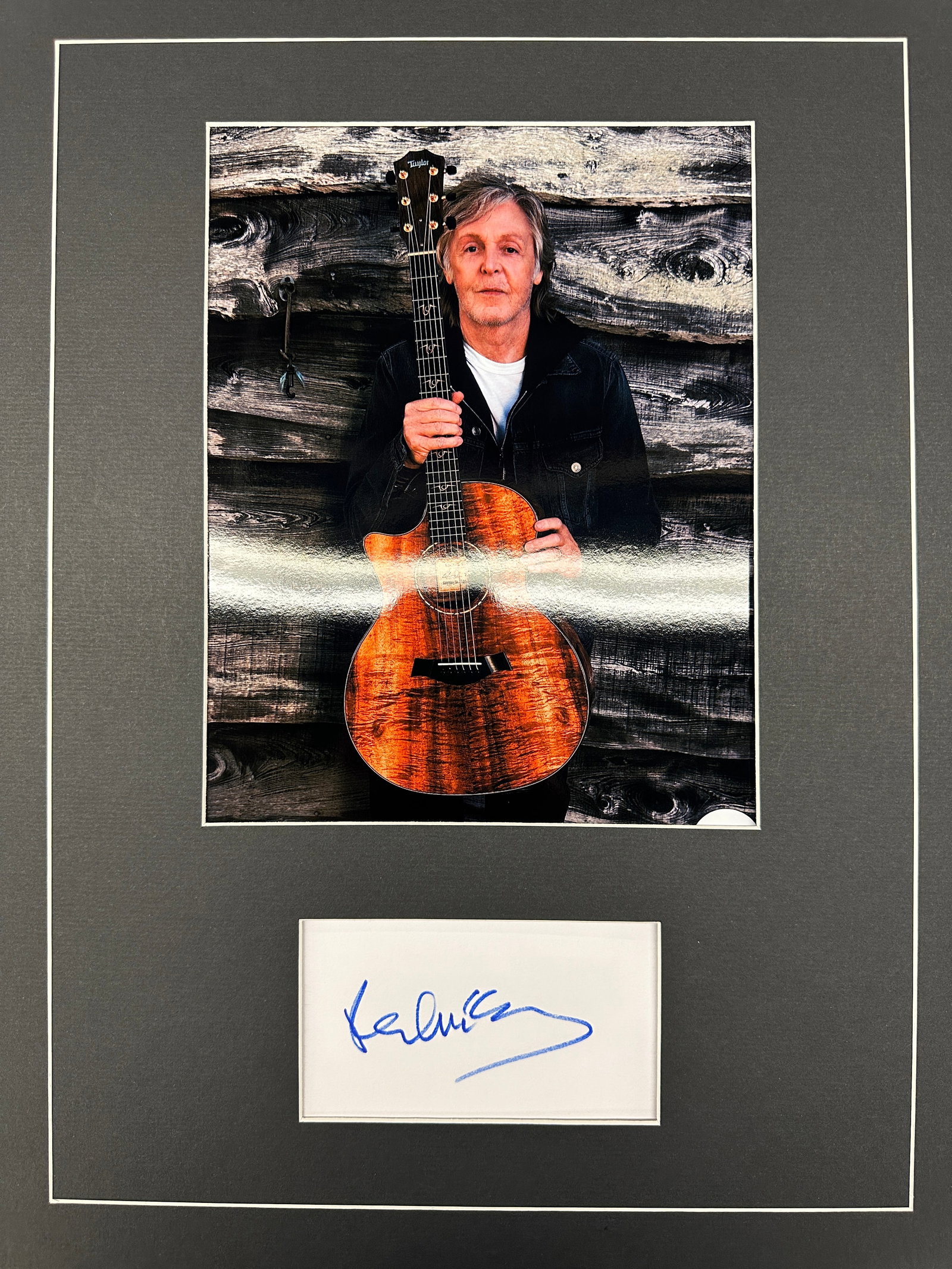 Paul McCartney Autograph Display (1 of 1)