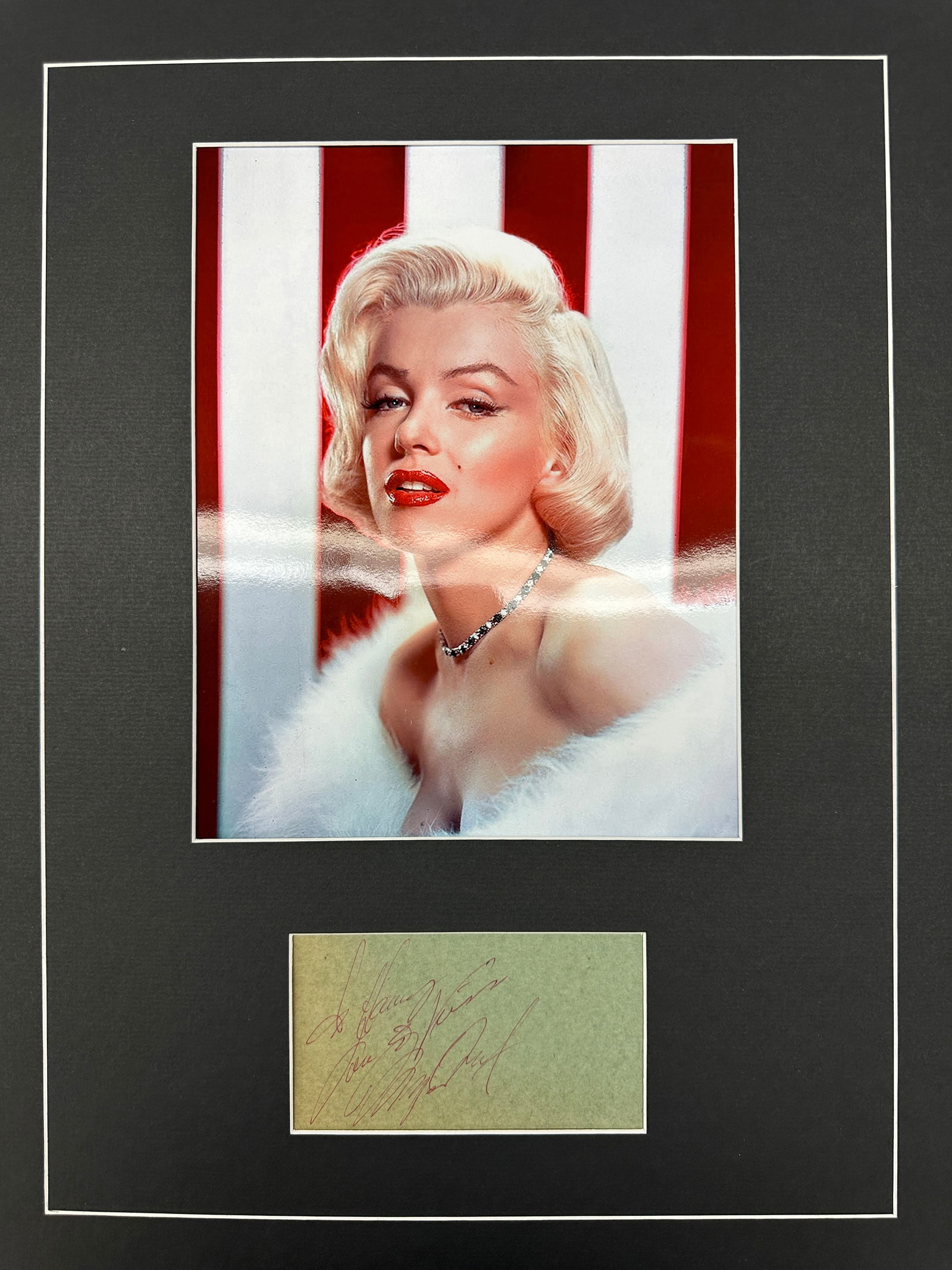 Marilyn Monroe Autograph Display (1 of 1)