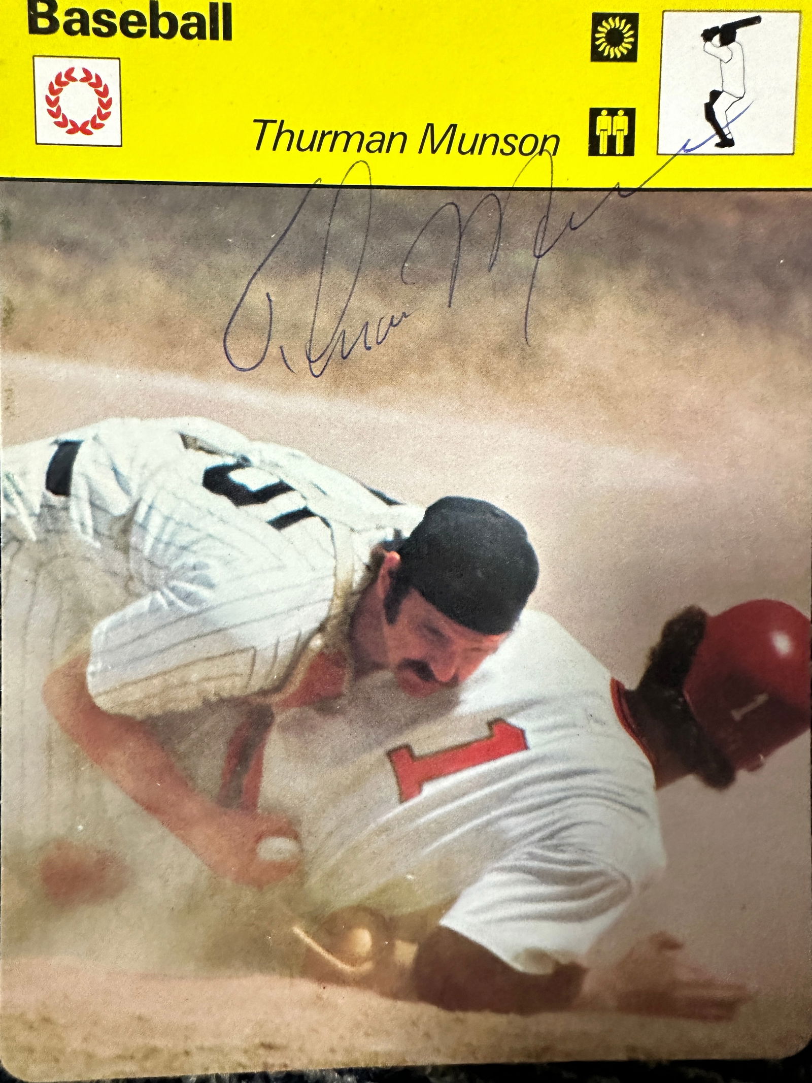 Thurman Munson Autographed Card (1 of 1)