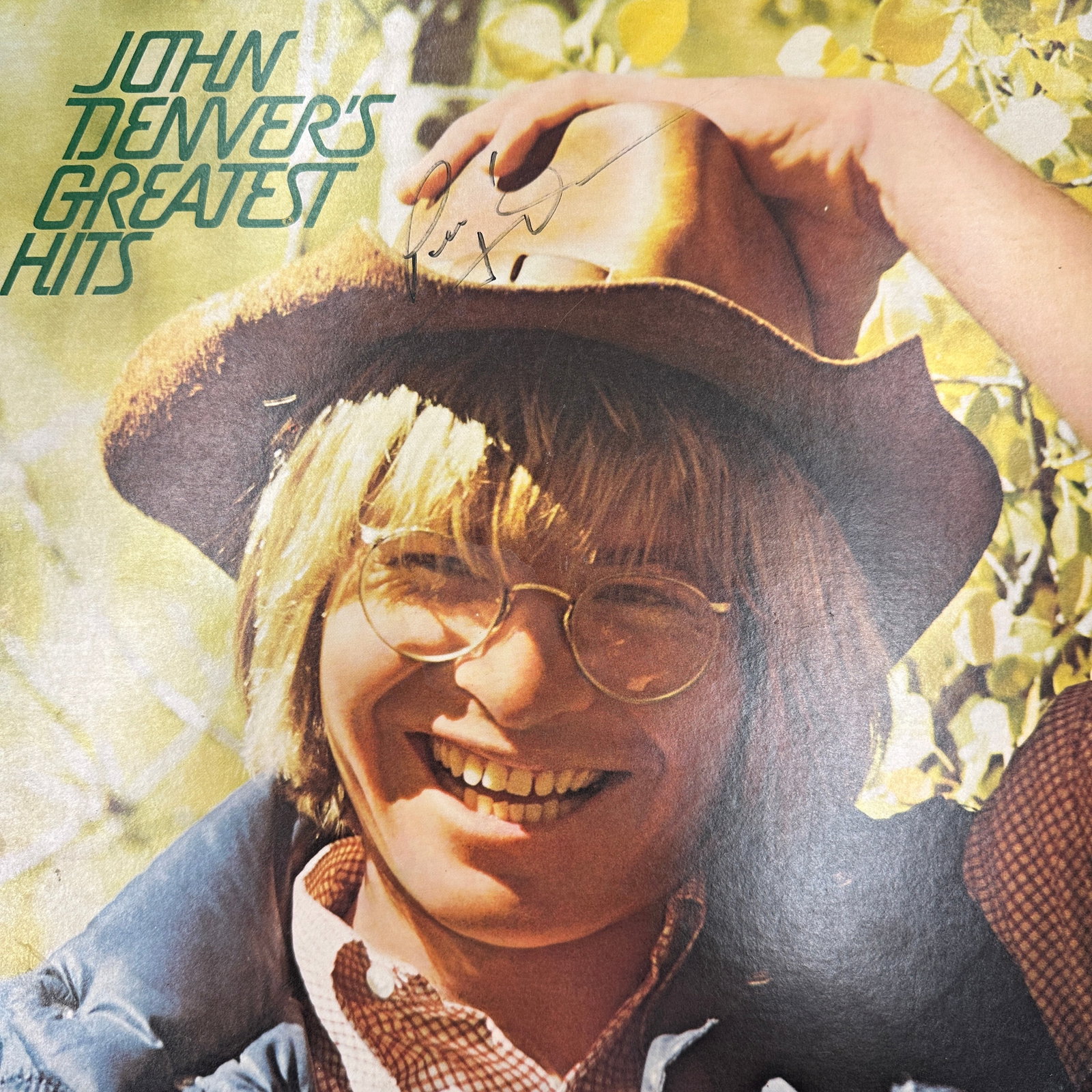 John Denver Autographed Album: Displays are not framed, and can be framed for a cost. Framed items will state they are framed in the name of the item. All signed items come with a COA. All items now come with a 3rd Party COA from P
