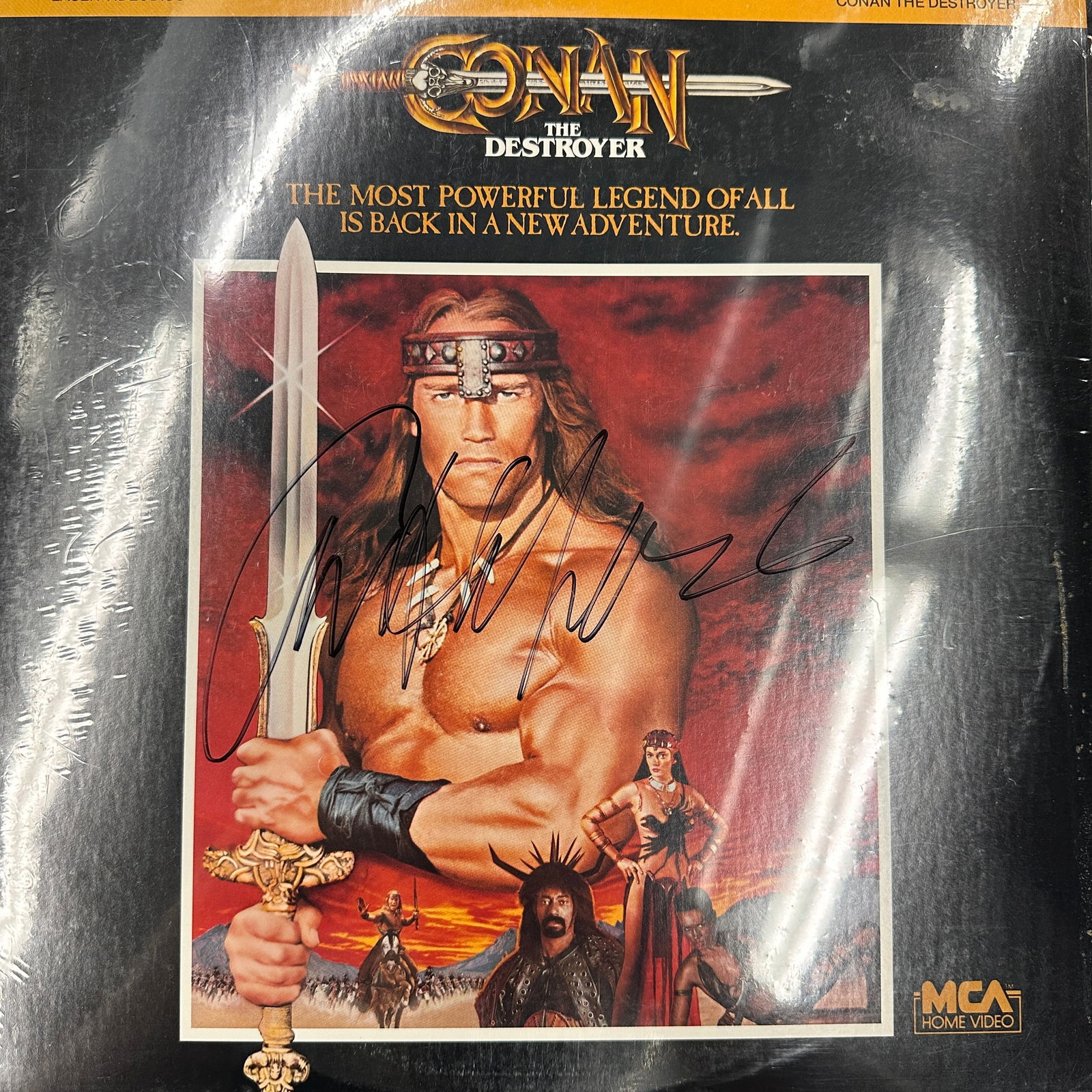Arnold Schwarzenegger Autographed Laserdisc (1 of 1)