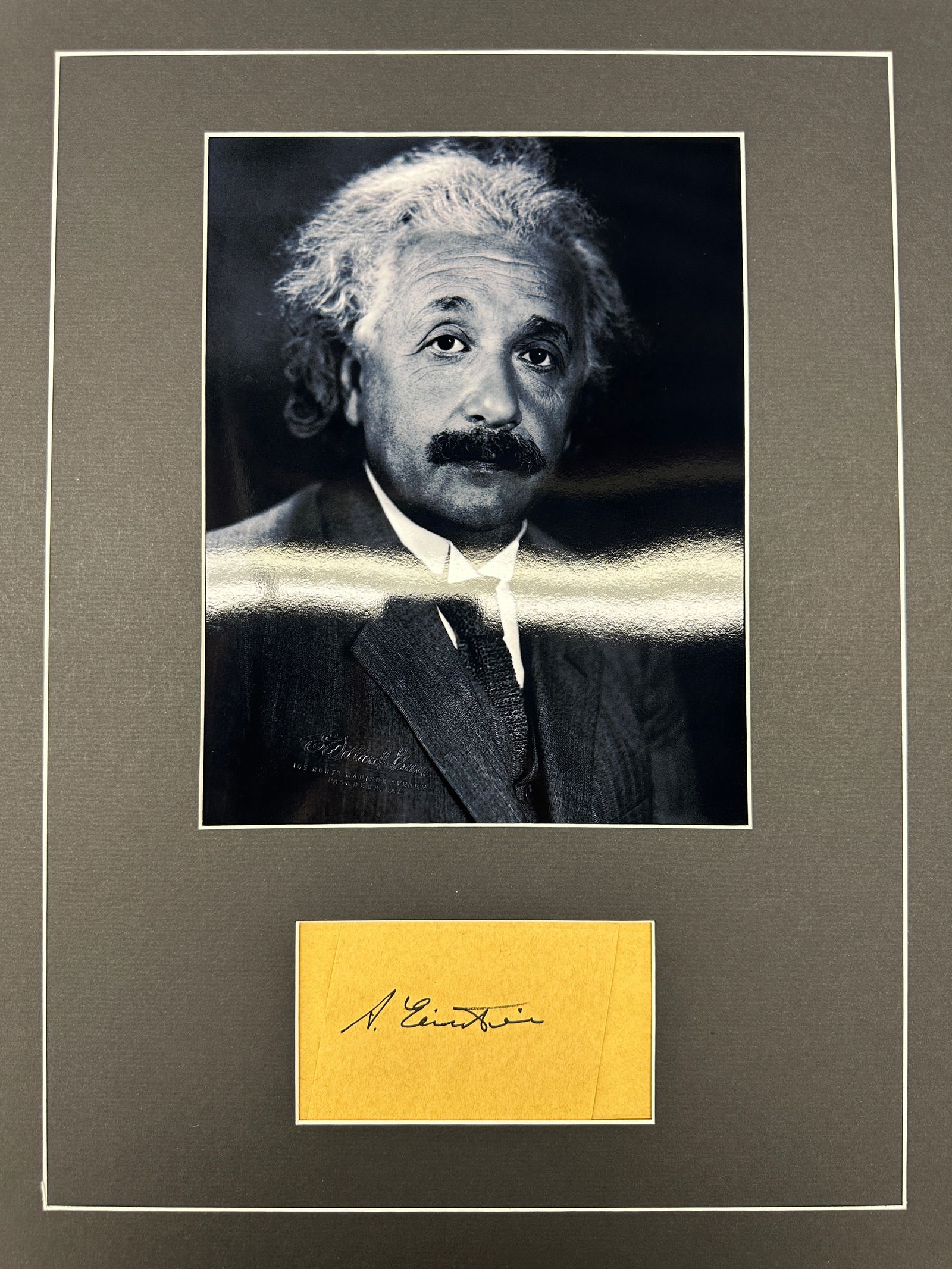 Albert Einstein Autograph Display (1 of 1)