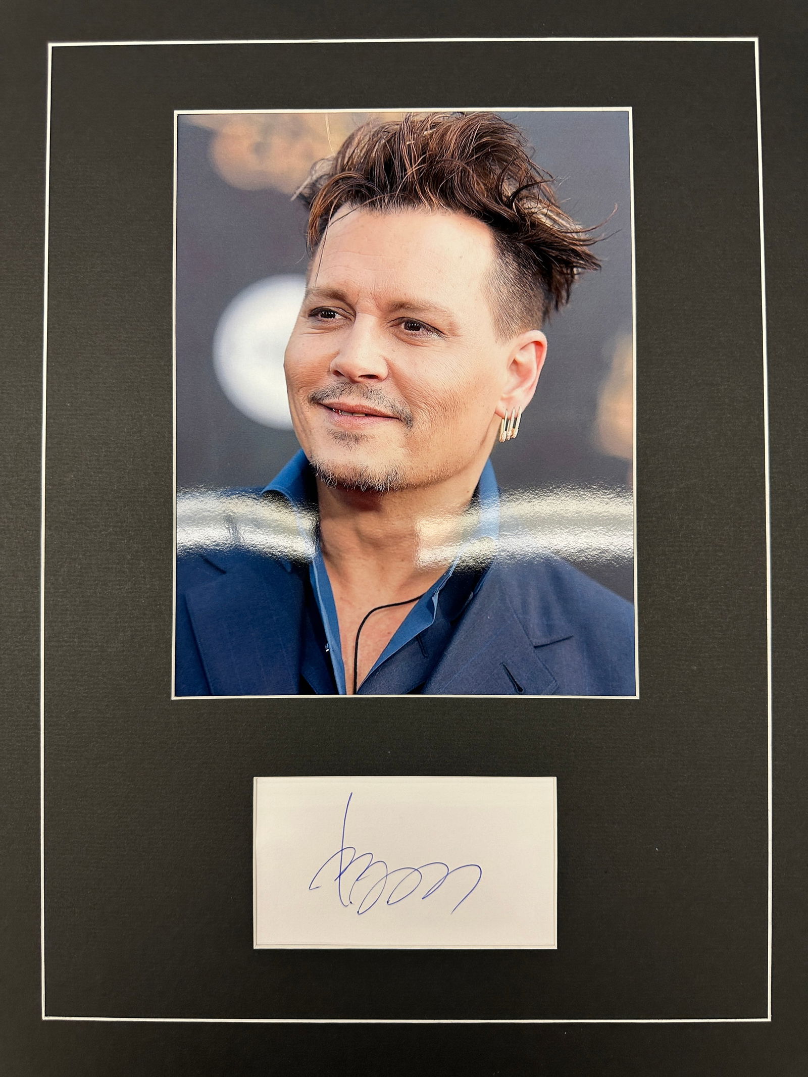 Johnny Depp Autograph Display (1 of 1)