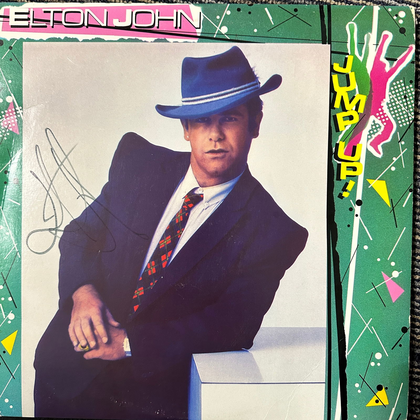 Elton John Autographed Album: Displays are not framed, and can be framed for a cost. Framed items will state they are framed in the name of the item. All signed items come with a COA. All items now come with a 3rd Party COA from P