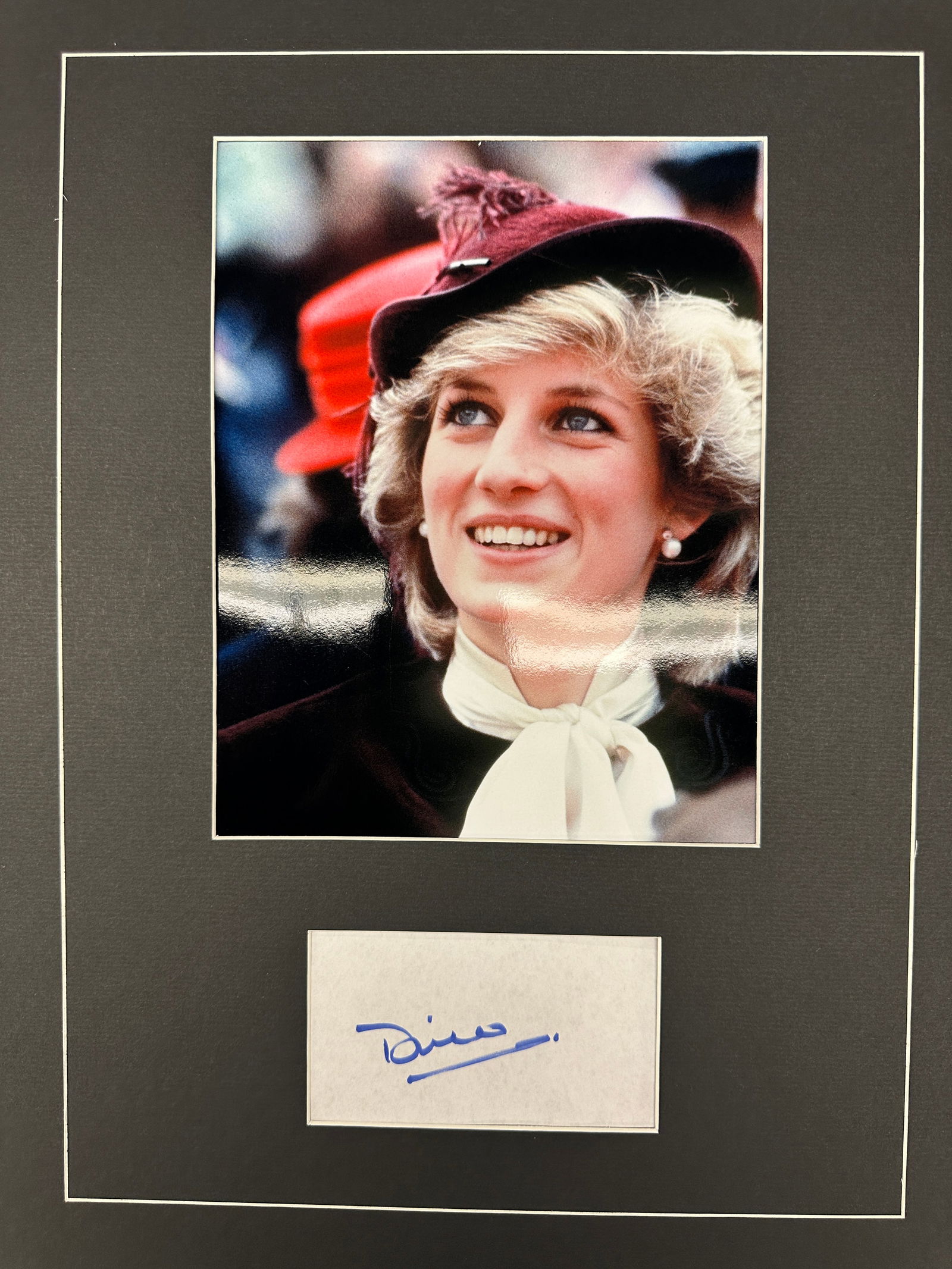 Princess Diana Autograph Display (1 of 1)