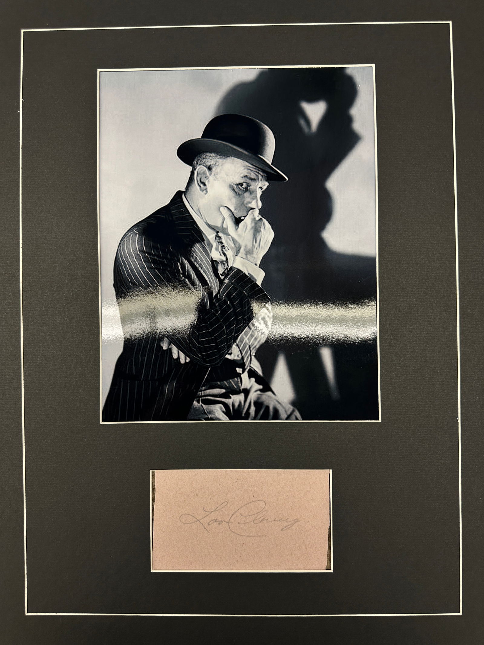 Lon Cheney Autograph Display (1 of 1)